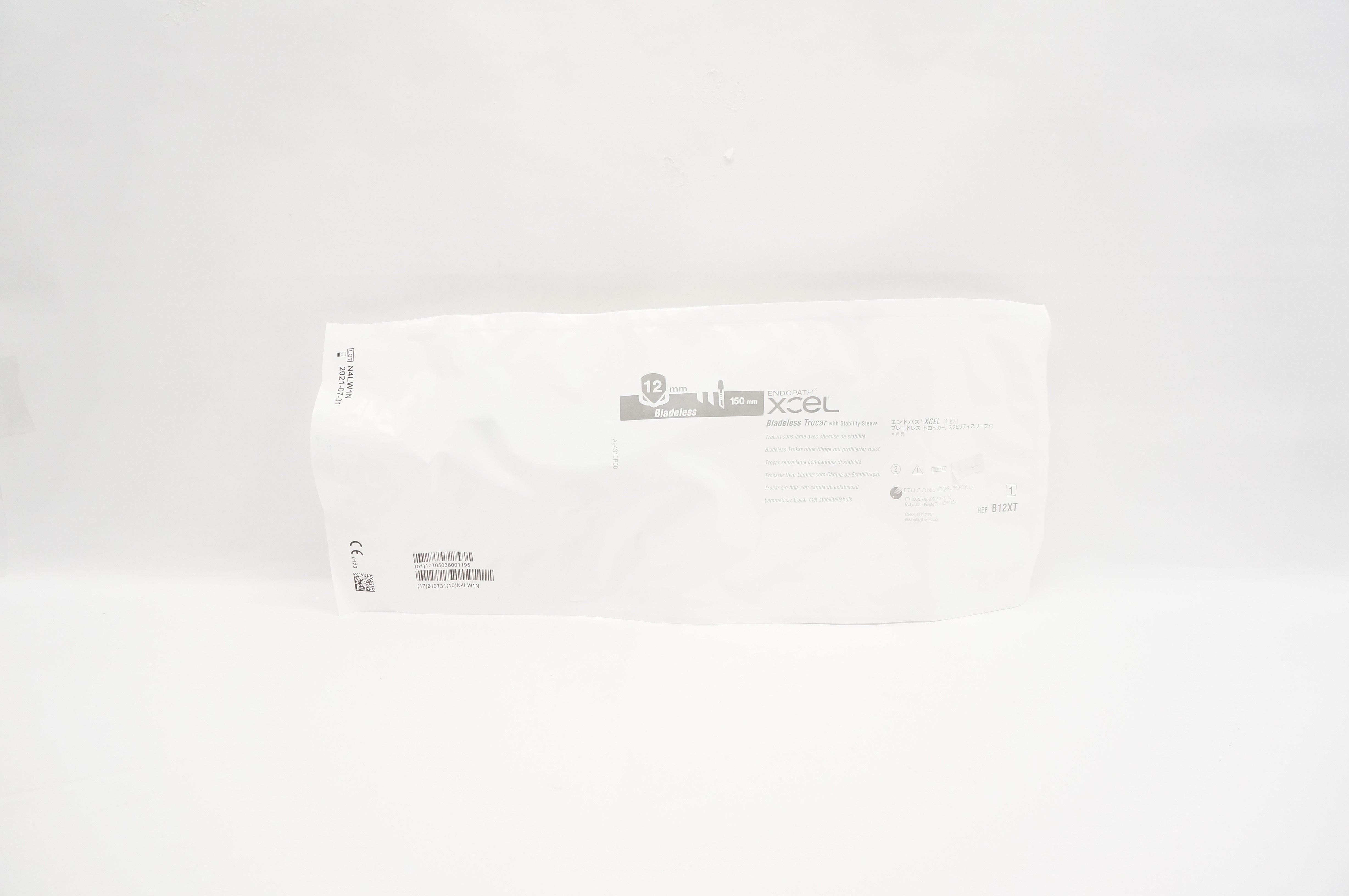 Ethicon B12XT Endopath XCEL Bladeless Trocar W/ Stability Sleeve 12 x 150mm (x)