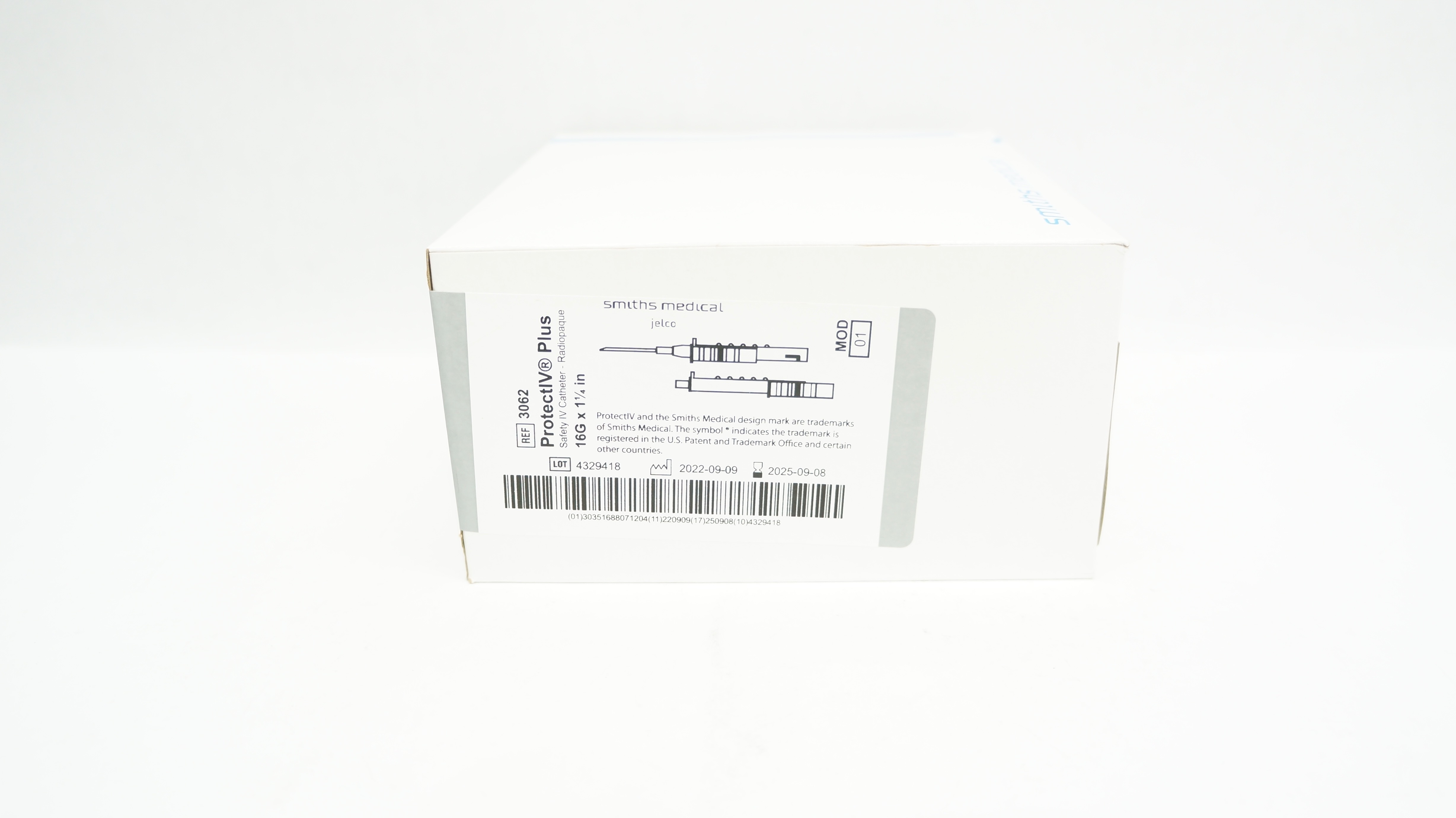 Smiths Medical 3062 Jelco ProtectIV Plus 16G x 1-1/4 inch - Box of 50