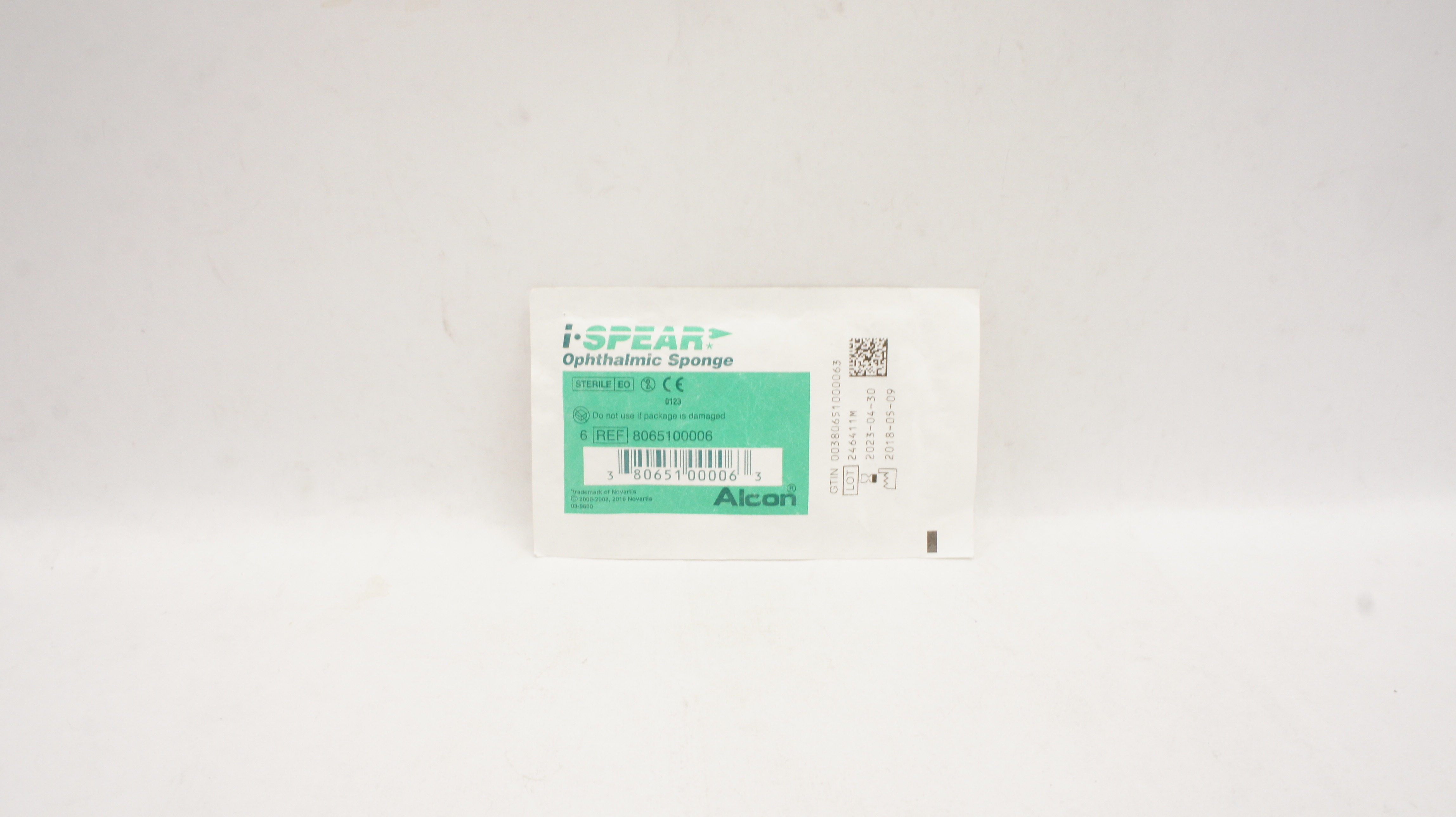 Alcon 8065100006 I-Spear Ophthalmic Sponge - Pack of 6