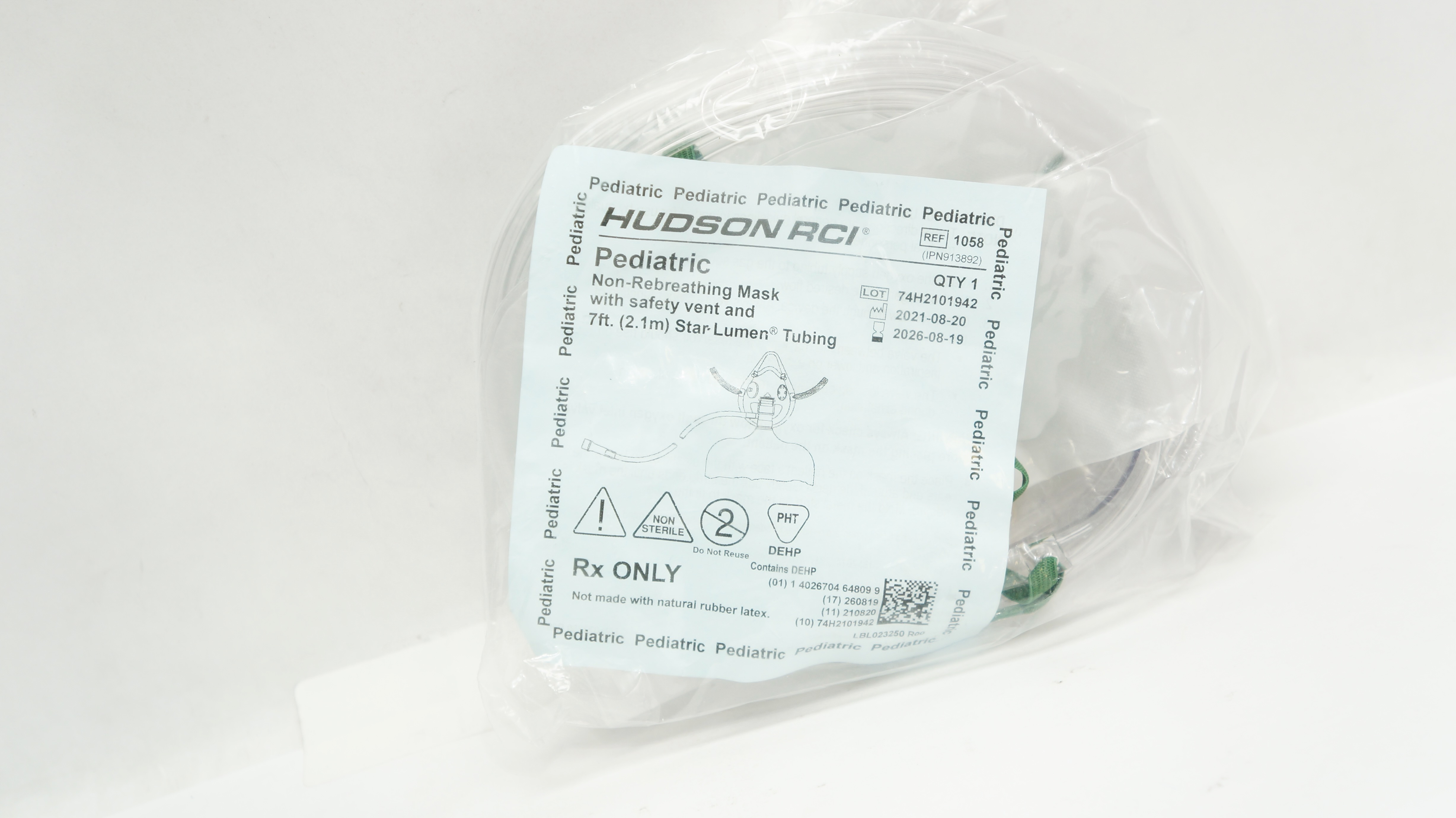 Hudson RCI 1058 Pediatric Non-Rebreathing Mask with Safety Vent & 7Ft. Tubing