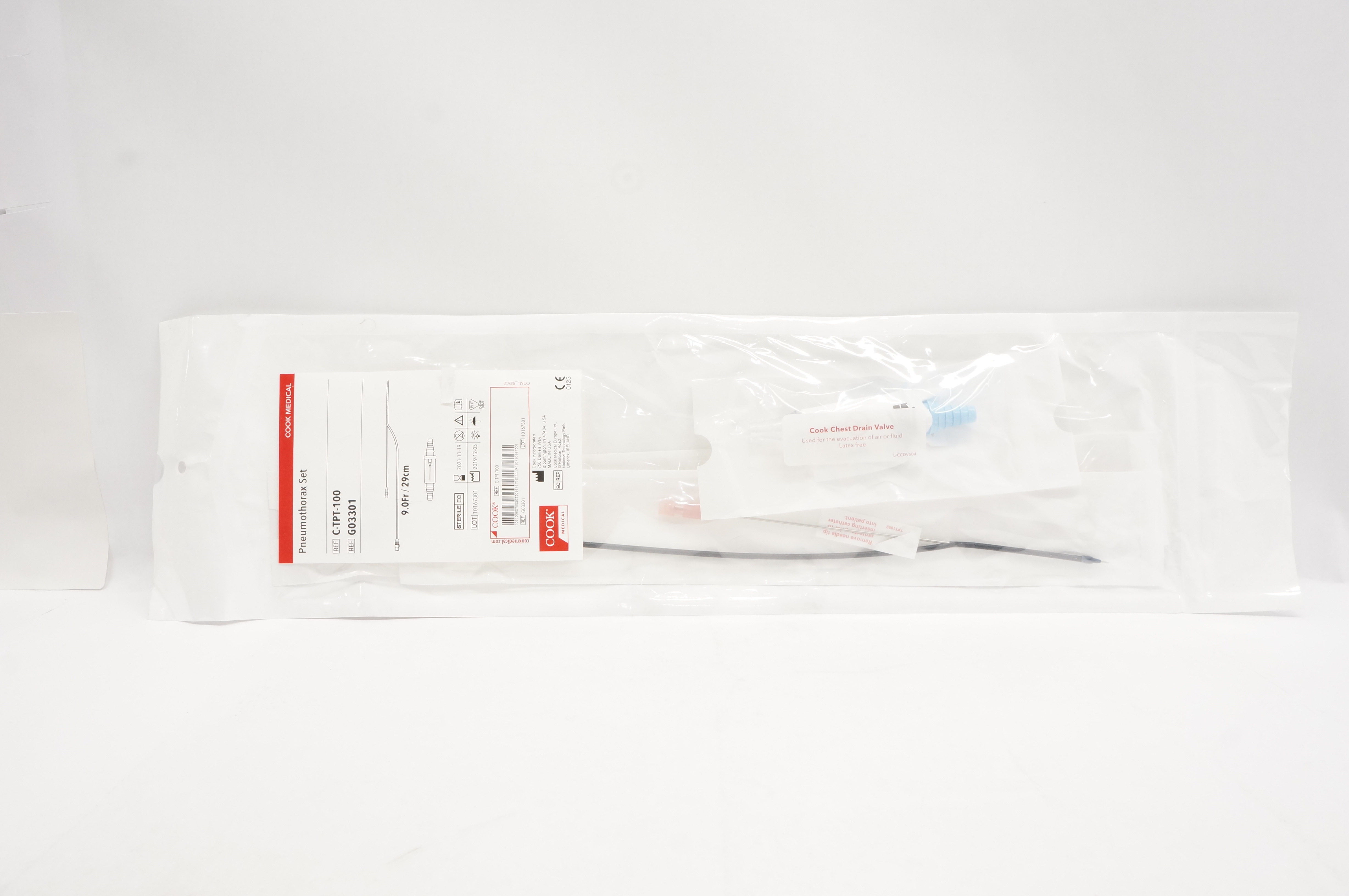 Cook Medical G03301 Pneumothorax Set 9.0Fr x 29cm (x)