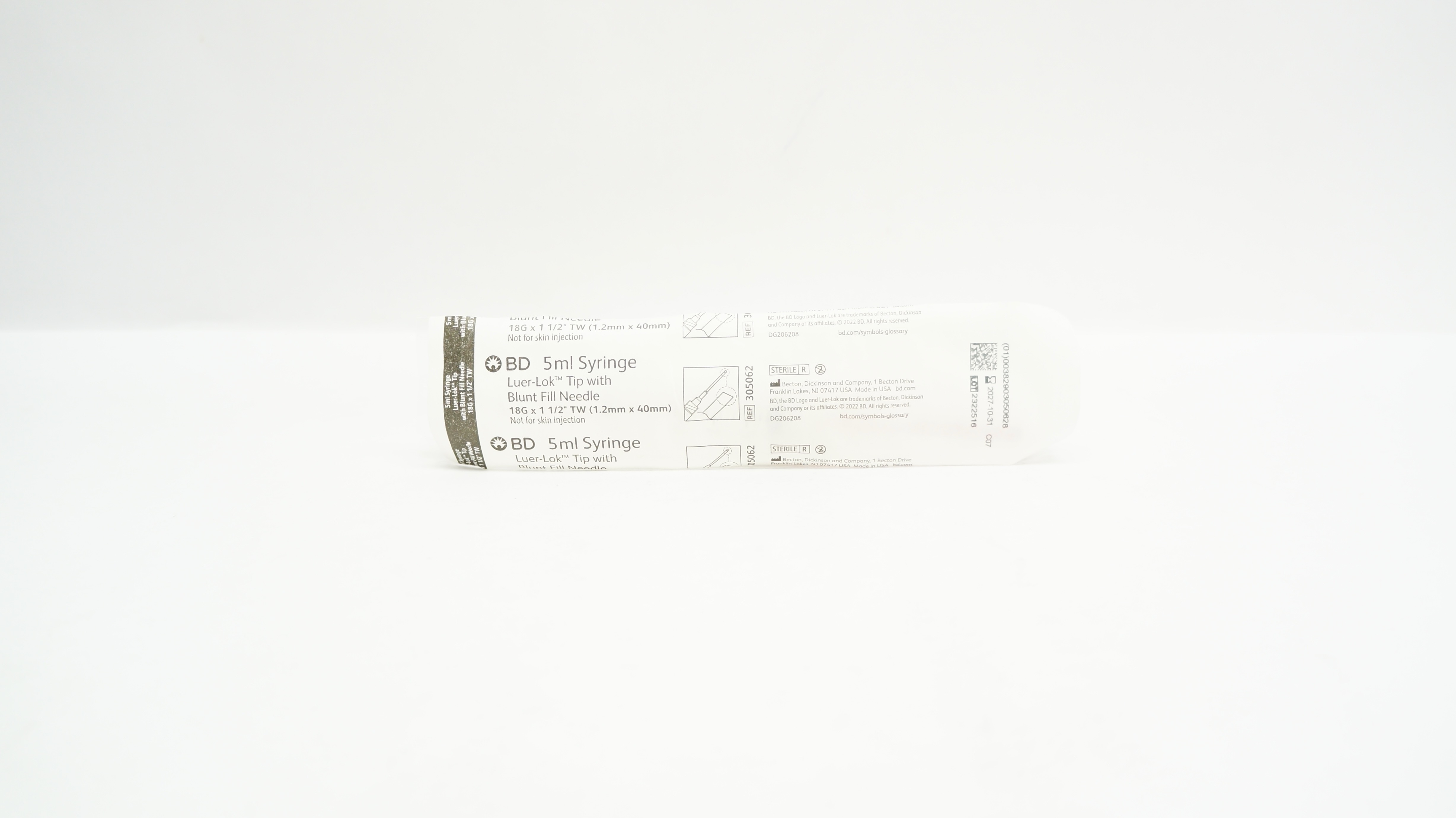BD 305062 Luer-Lok Tip Syringe 5ml w/Blunt Fill Ndle 18G x 1 1/2inch