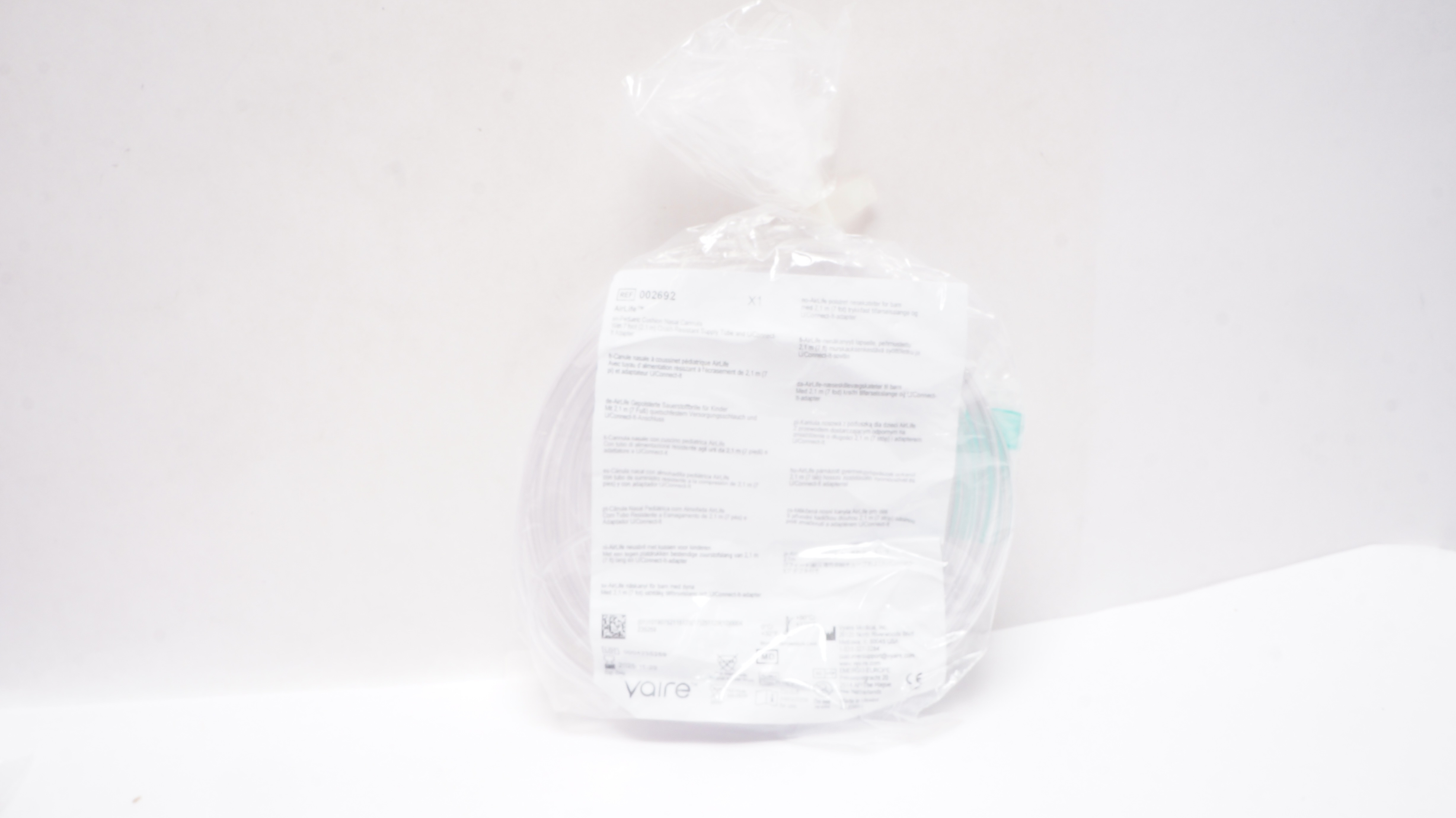 Vyaire 002692 Airlife Pediatric Cushion Nasal Cannula 7 ft. Tubing & Adapter