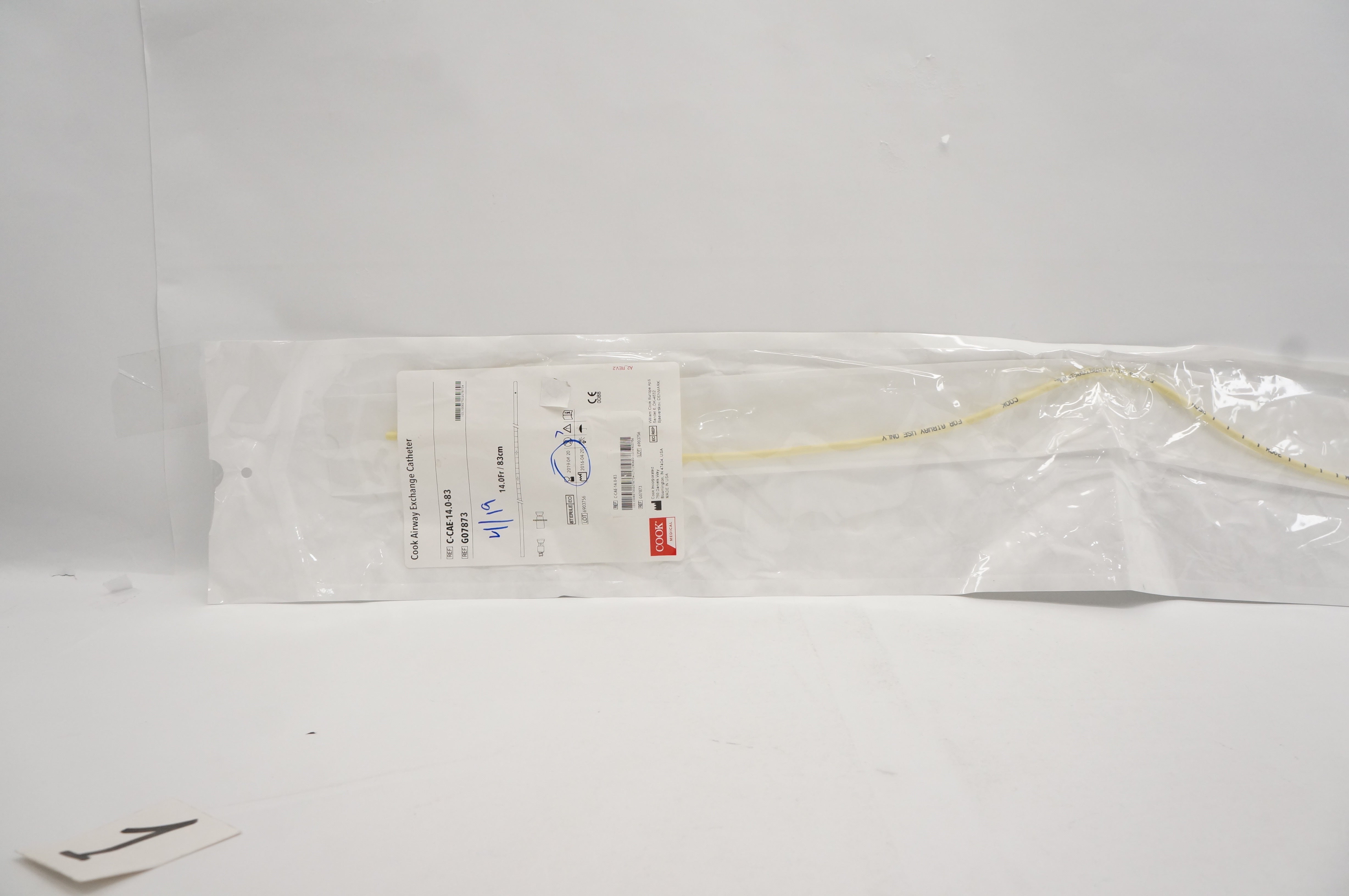 Cook G07873 Airway Exchange Catheter with Rapi-Fit Adapters 14.0Fr x 83cm (x)