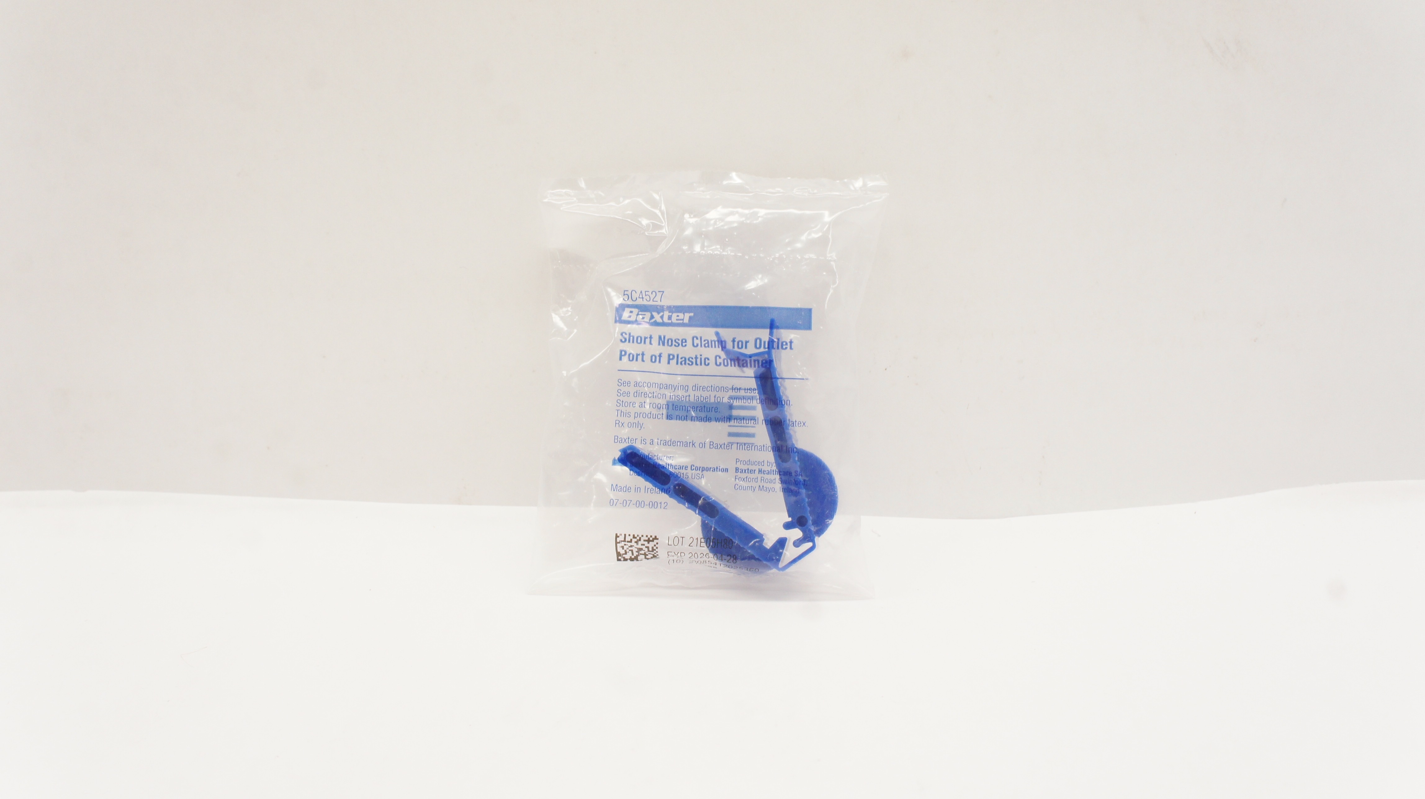 Baxter 5C4527 Short Nose Clamp For Outlet Port of Plastic Container