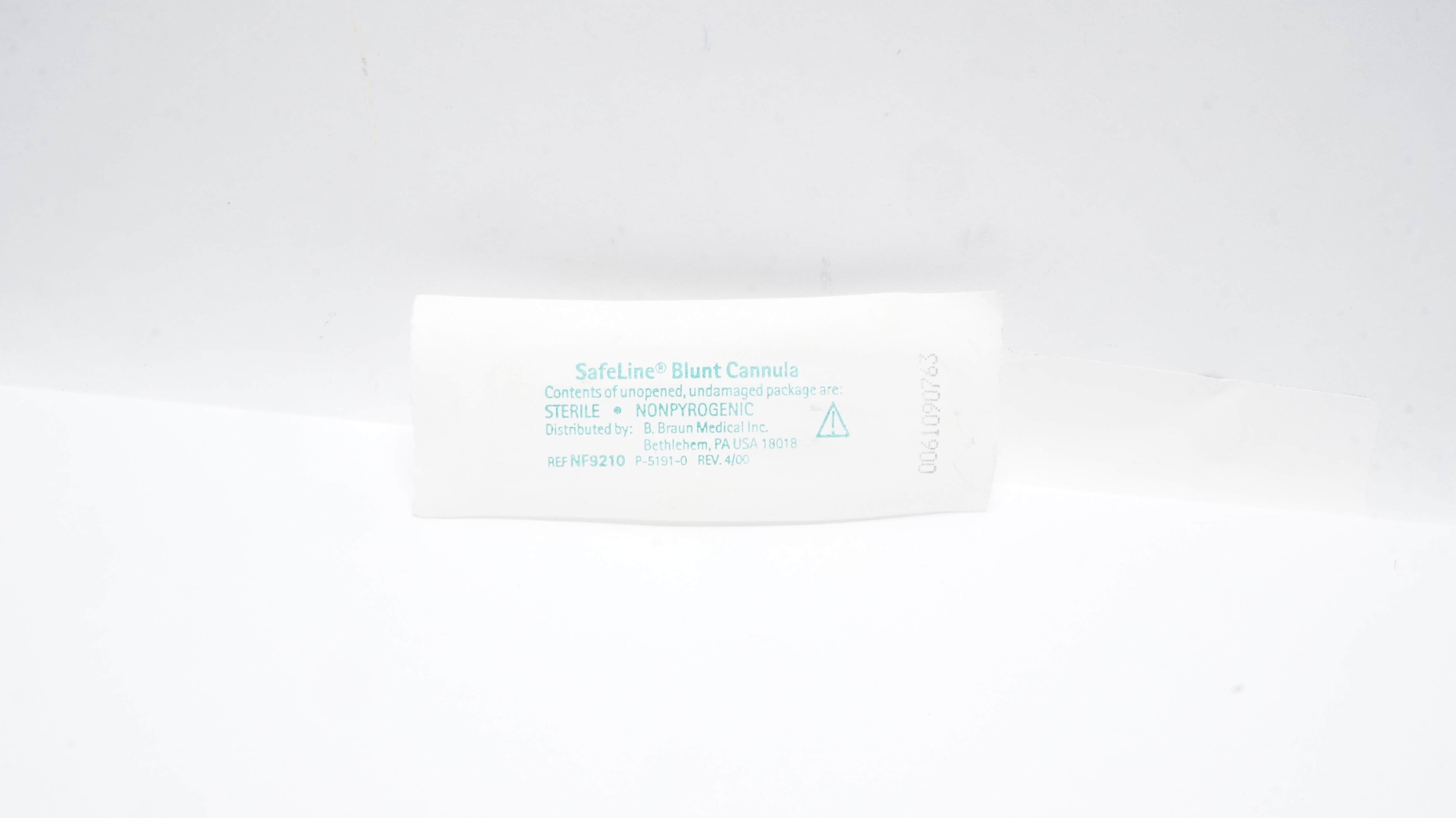 B. Braun NF9210 SAFELINE Blunt Cannula