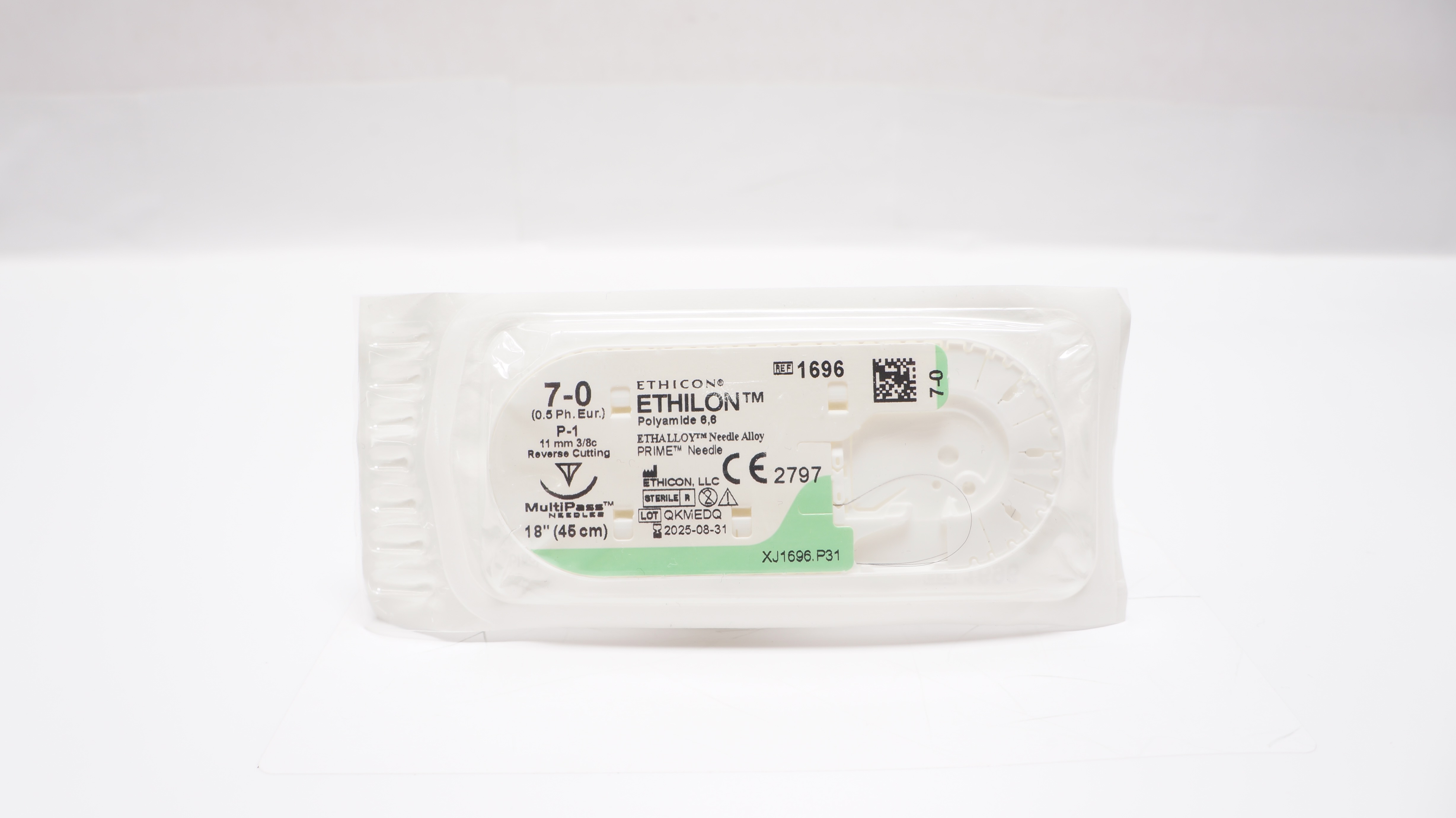 Ethicon 1696 7-0 ETHILON Nylon Stre P-1 11mm 3/8c,18inch
