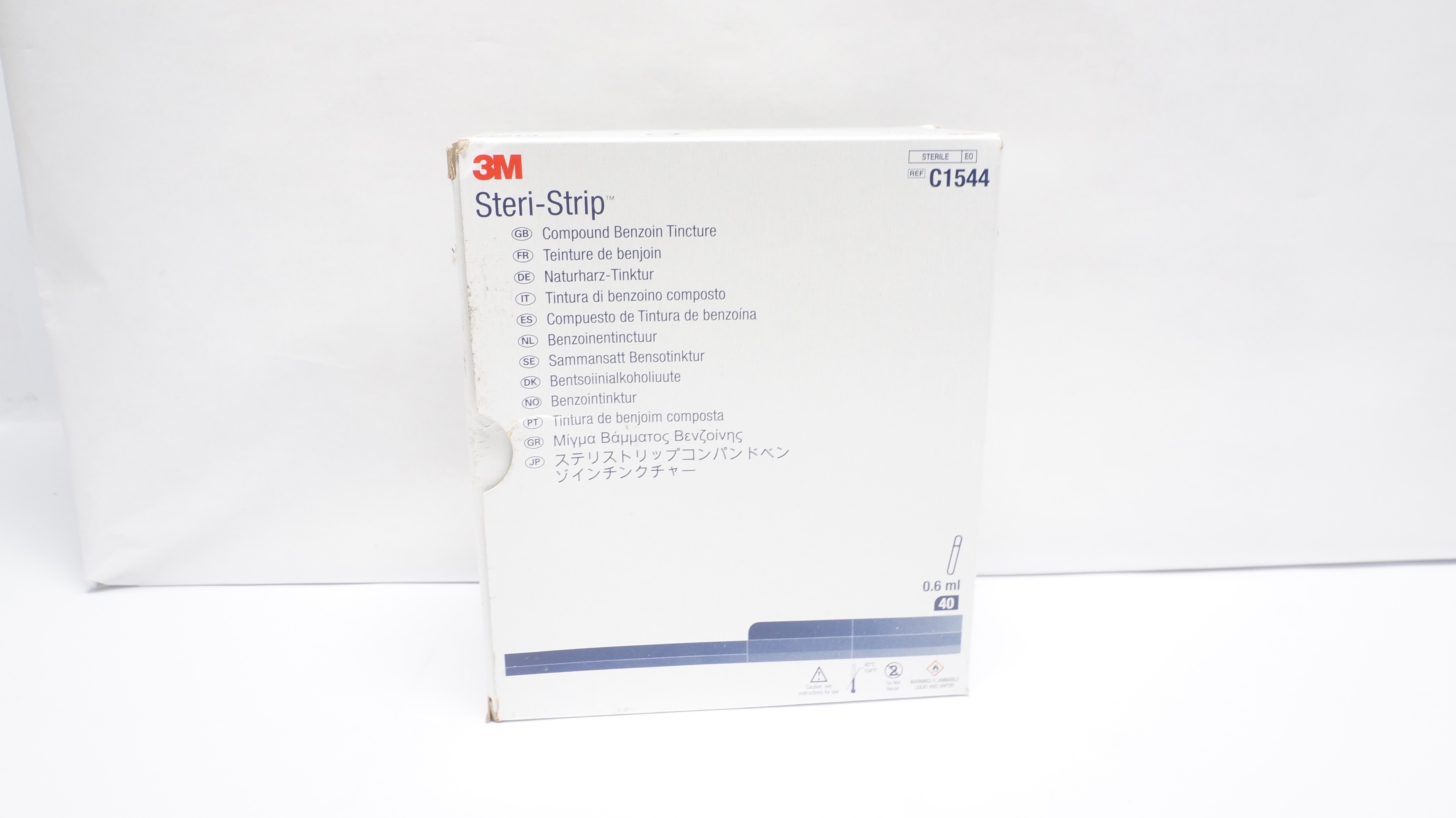 3M C1544 Steri-Strip Compund Benzoin Tincture 0.6mL (x) - Box of 36