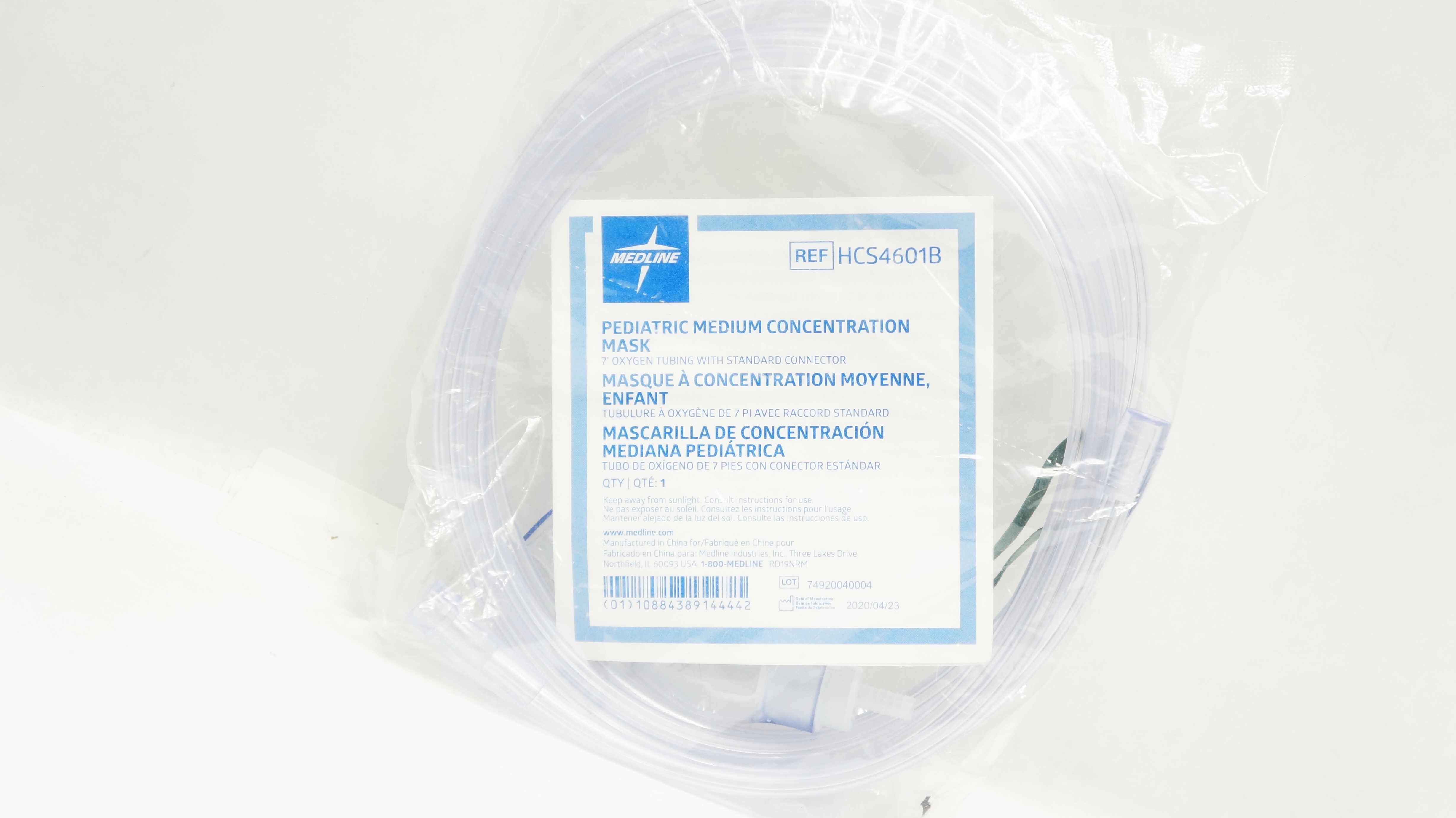 Medline HCS4601B Pediatric Medium Concentration Mask 7ft Tubing w/Connector