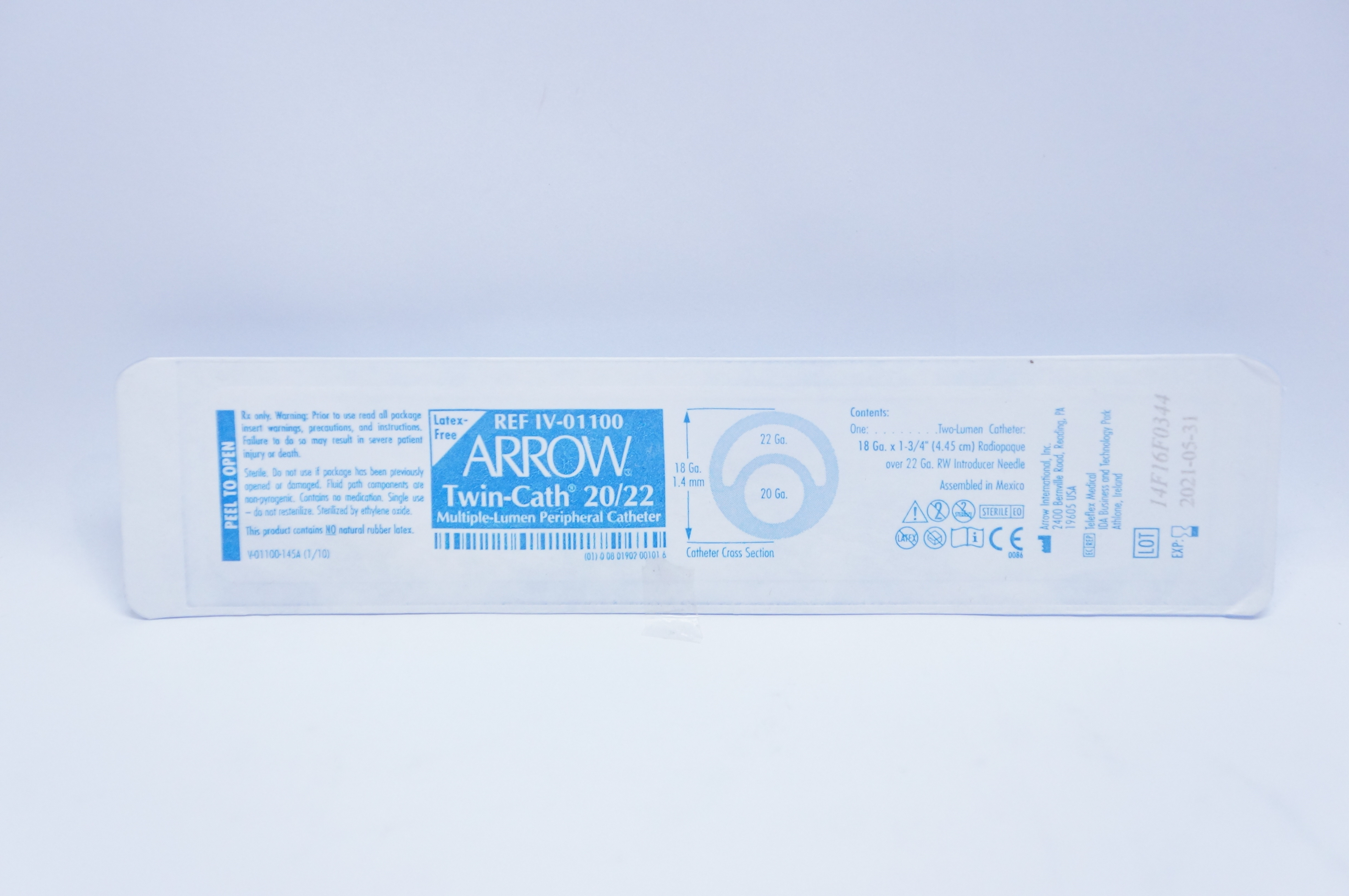Arrow IV-01100 Twin-Cath 20/22 Multiple-Lumen Peripheral Cath. 18Ga x 4.45cm