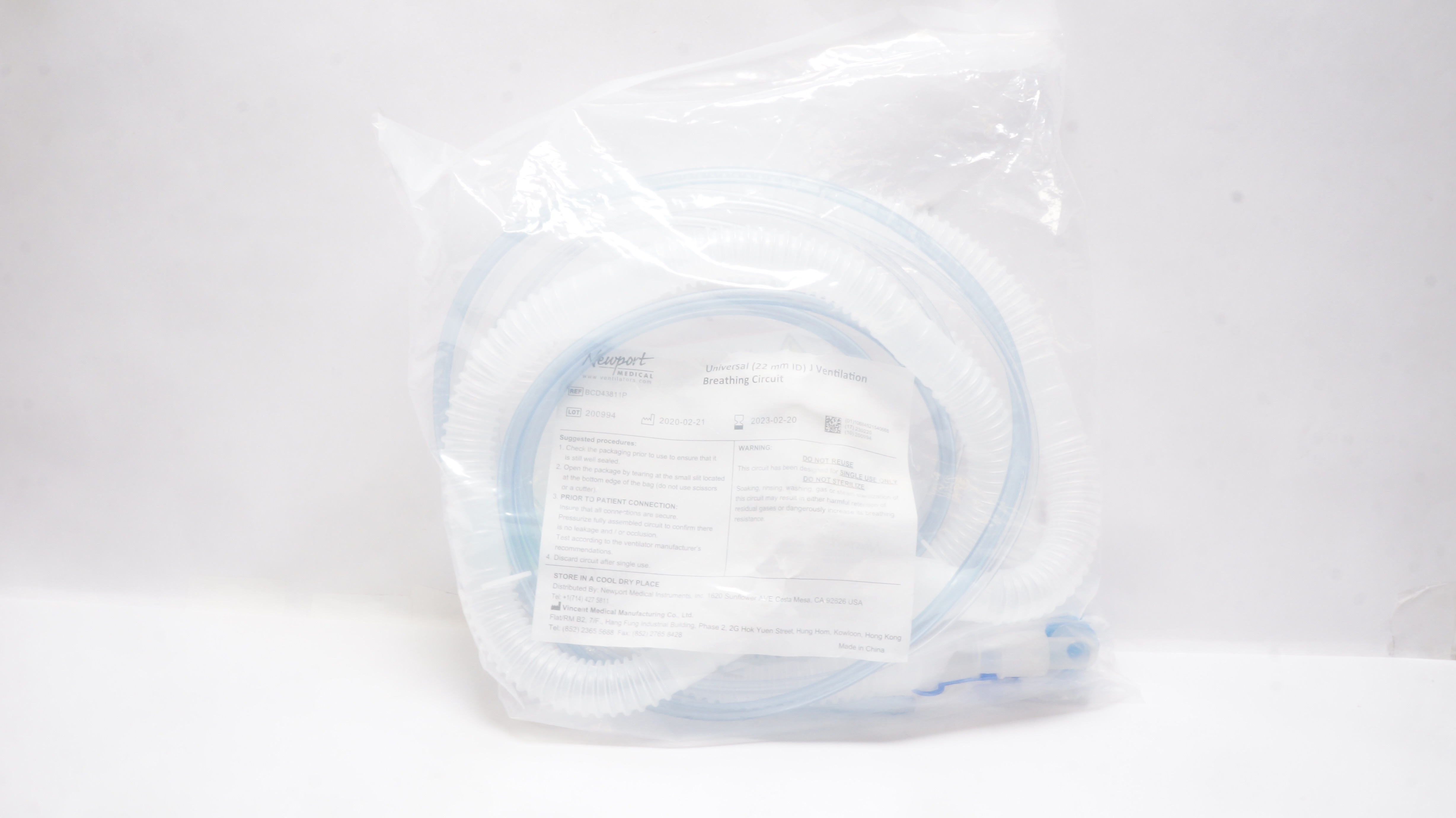 Newport Medical BCD43811P Universal J Ventilation Breathing Circuit  ID 22mm (x)