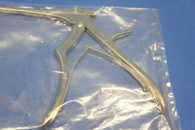 Karl Storz 28163DLS Kerrison Bone Punch, 90deg Forward Upbiting Non Through