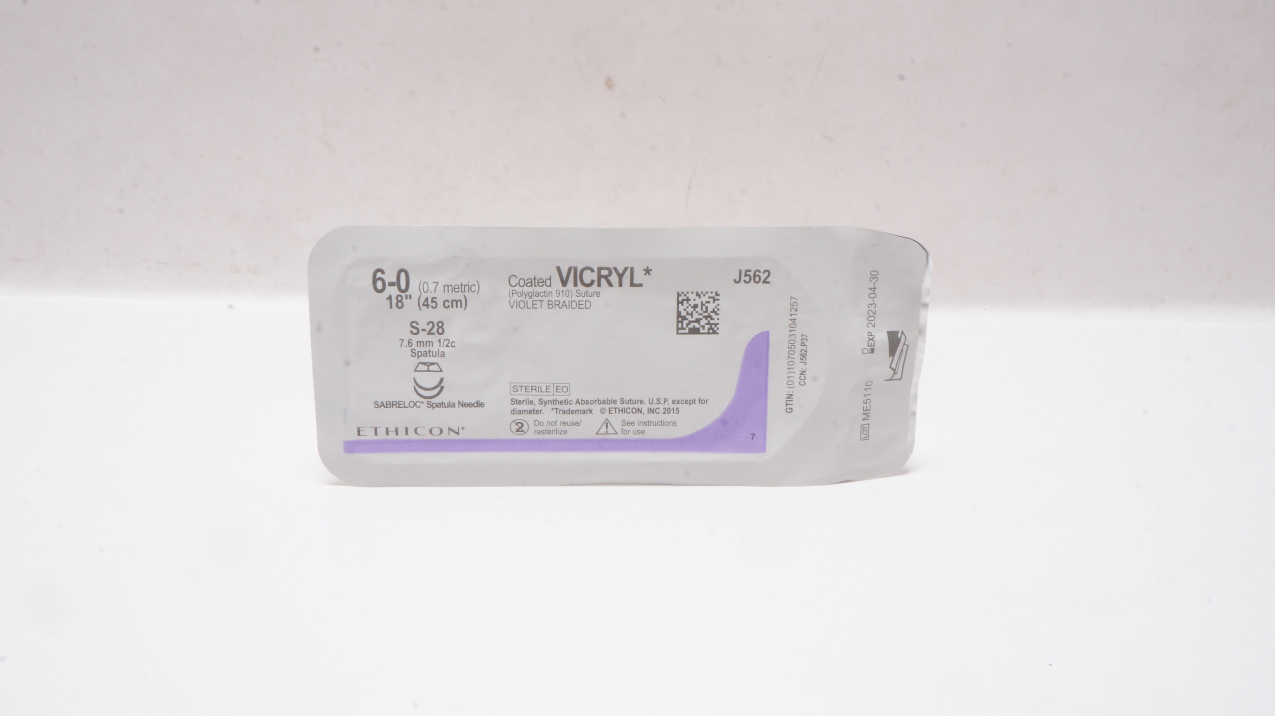 Ethicon J562 6-0 Coated VICRYL Stre S-28 7.6mm 1/2c Spatula 18inch