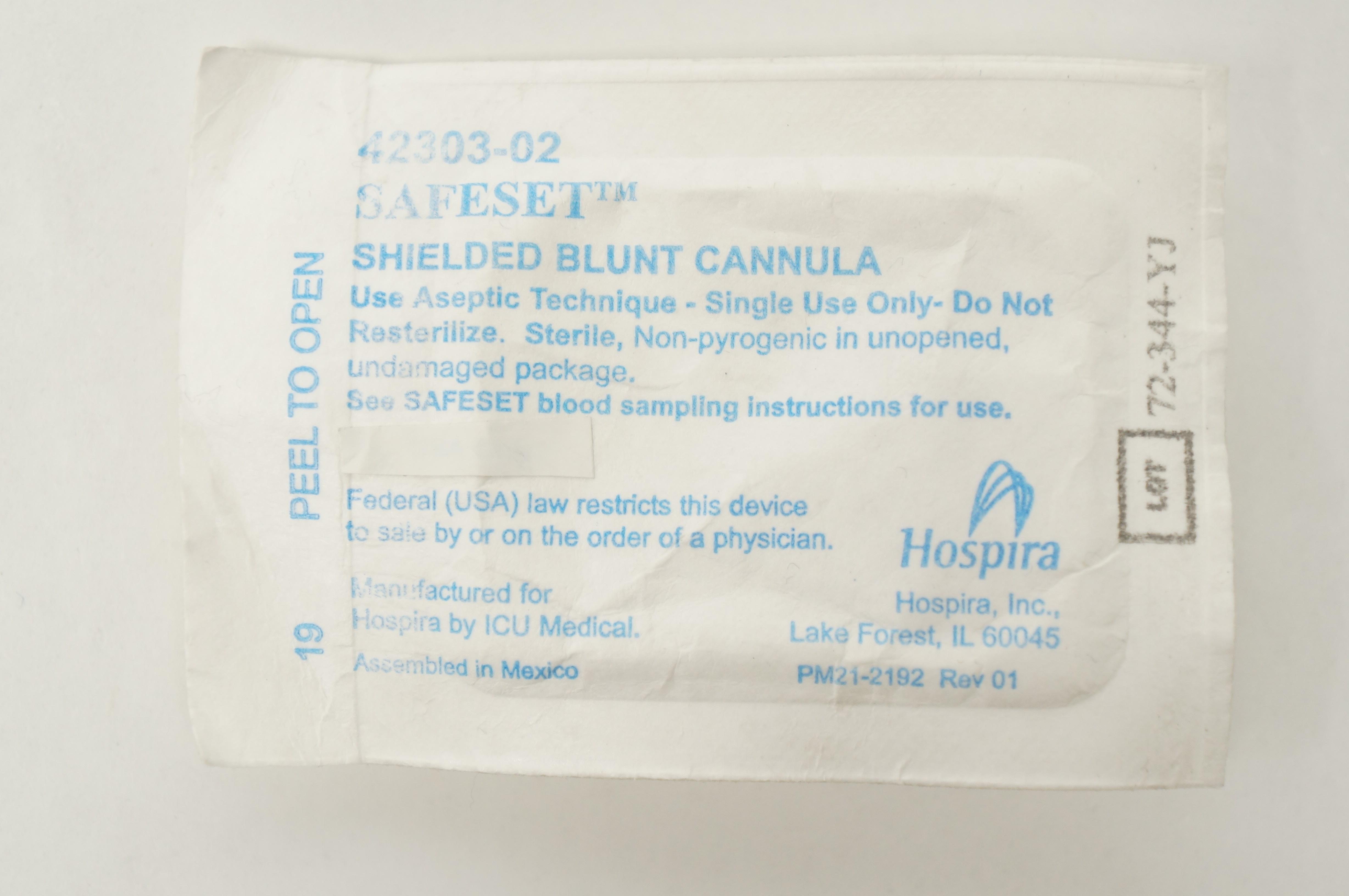 ICU Medical 42303-02 Safeset  Shielded Blunt Cannula