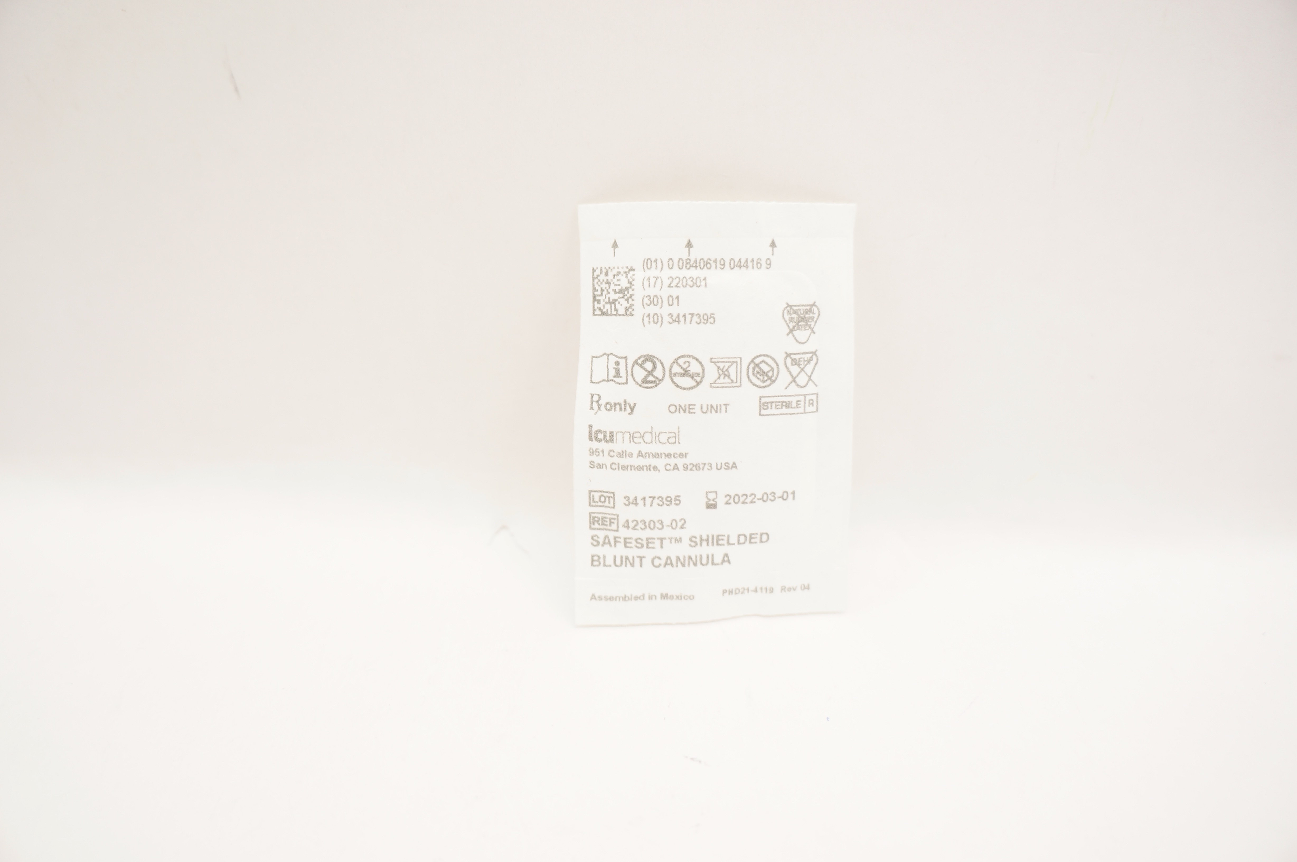 ICU Medical 42303-02 Safeset Shielded Blunt Cannula
