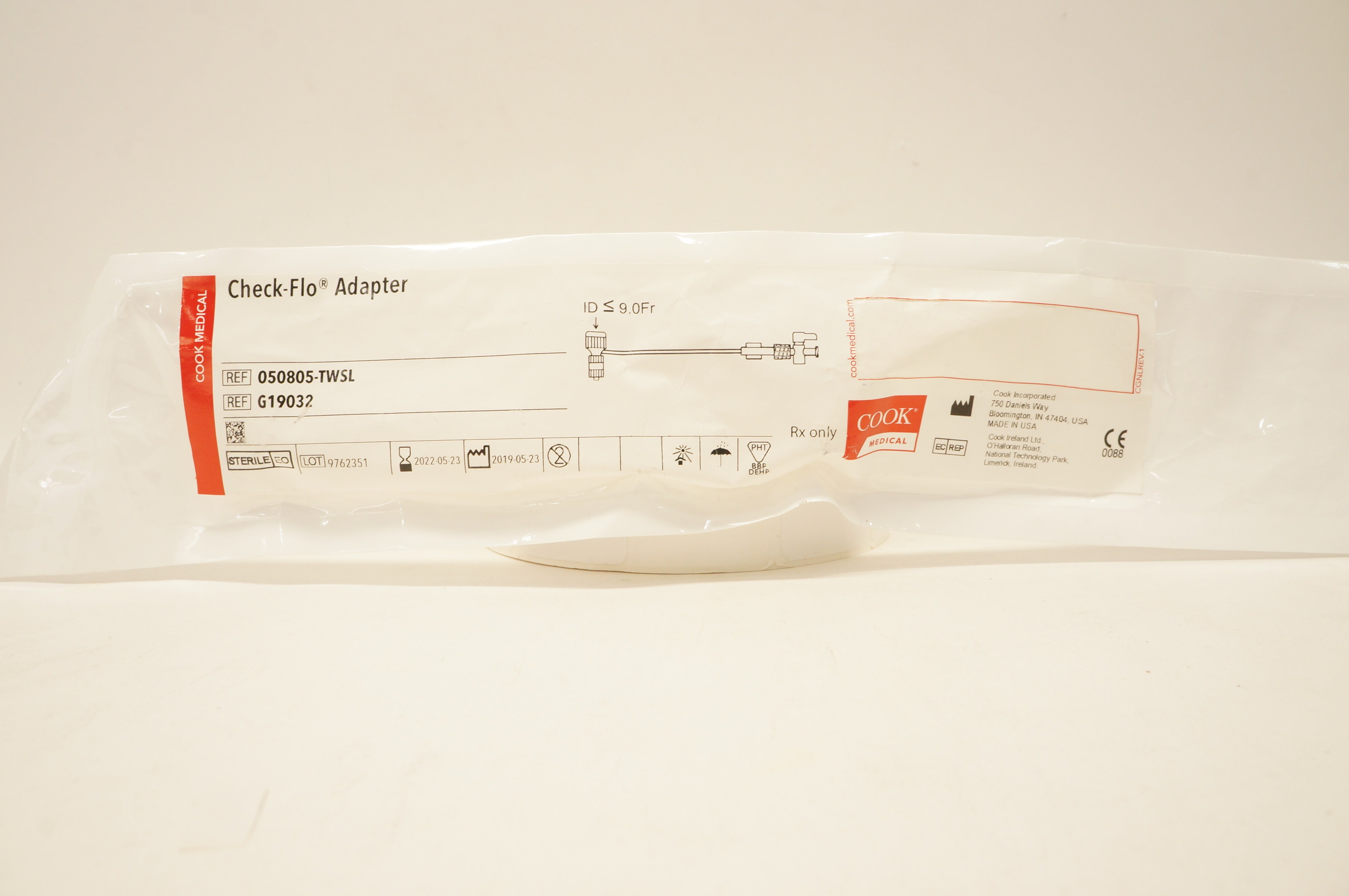 Cook Medical G19032 Check-Flo Adapter  ID ≤9.0Fr