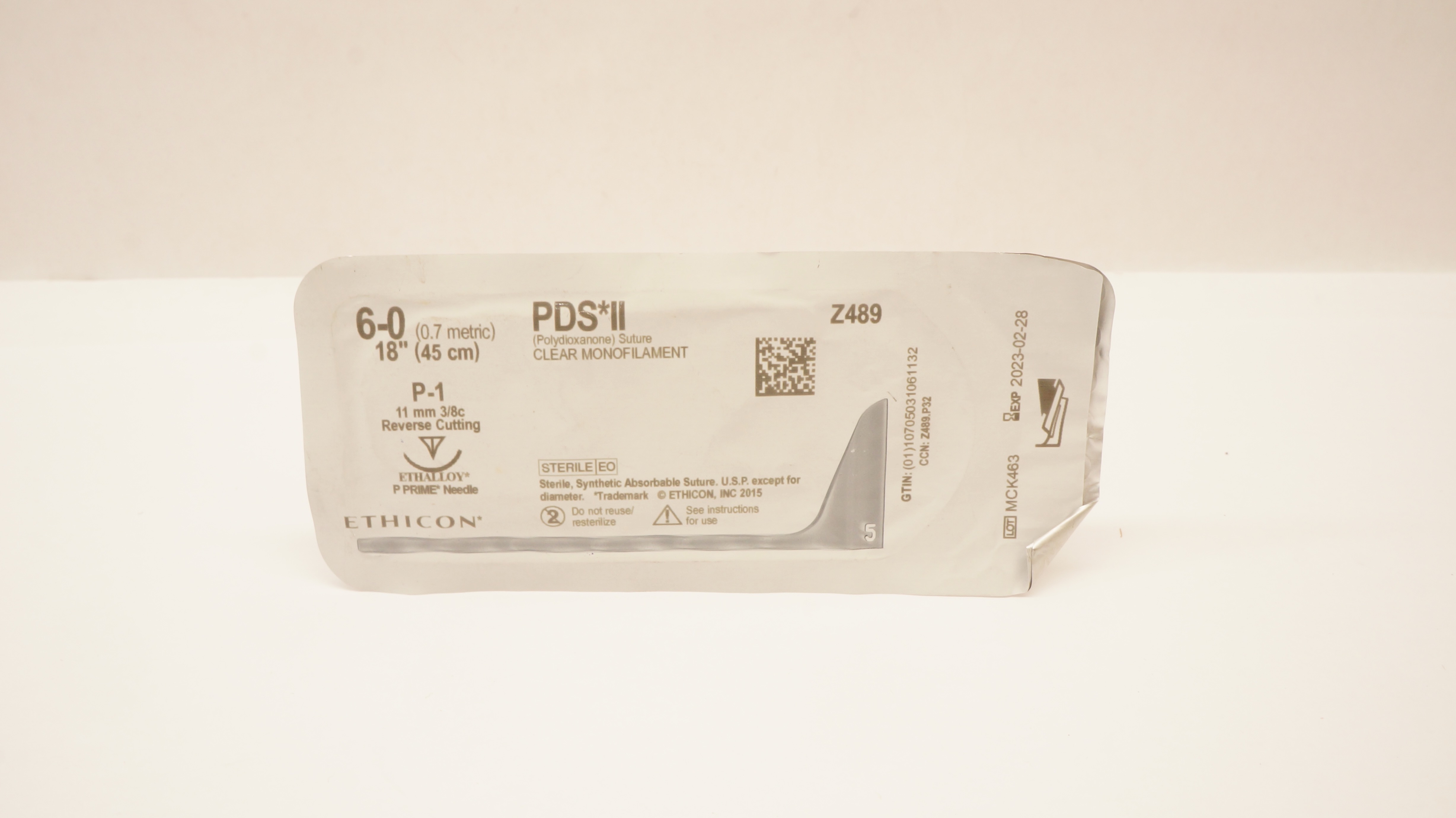 Ethicon Z489 6-0 PDS II CLEAR MONOFILAMENT P-1 11mm 3/8c Reverse Cutting 18in(x)