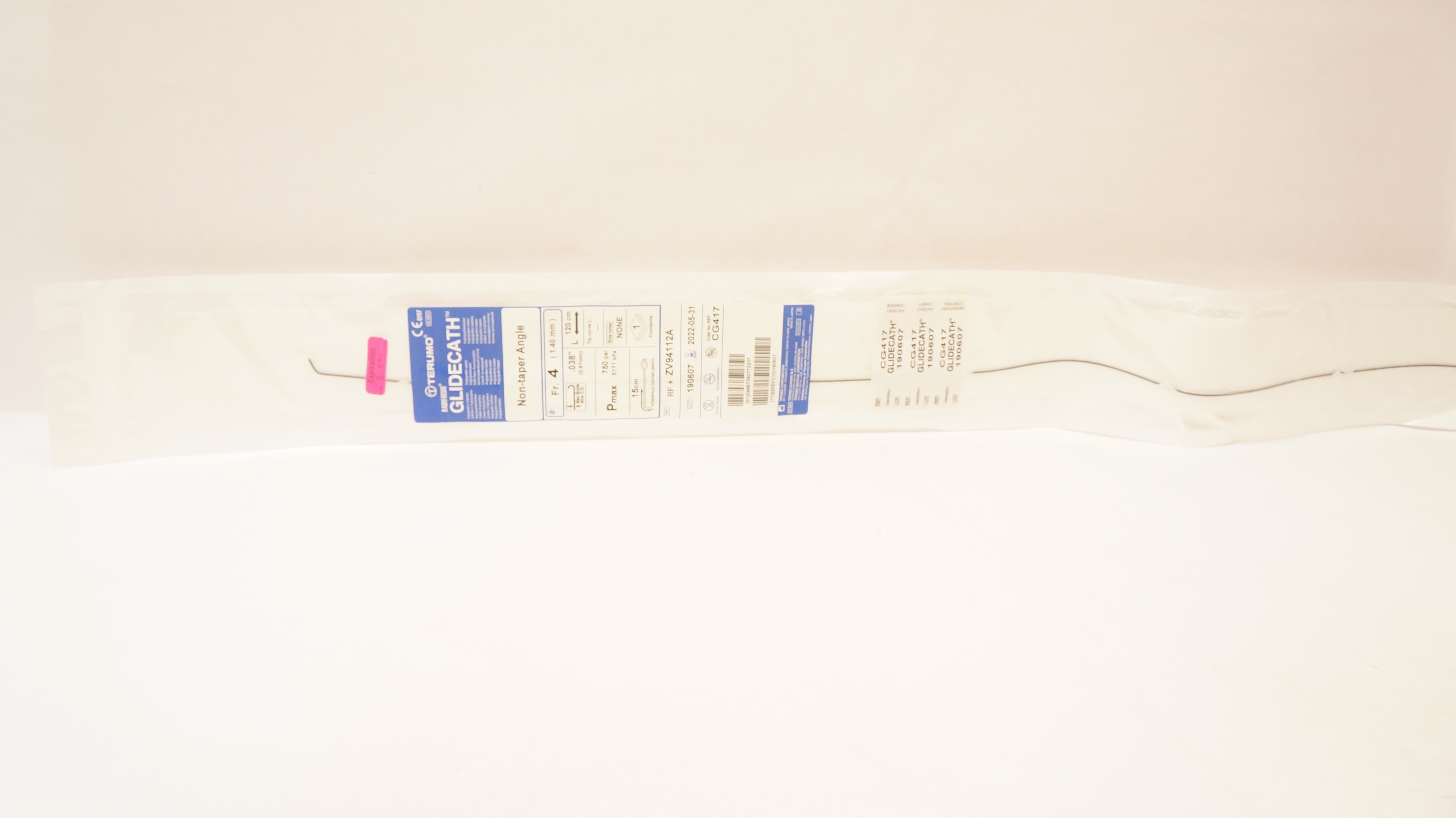 Terumo ZV94112A Radifocus Glidecath Angiographic Cath 4Fr. Non-taper Angle (x)