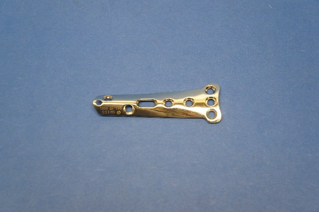Synthes 240.05 Spoon Plate - 5 Holes / 7