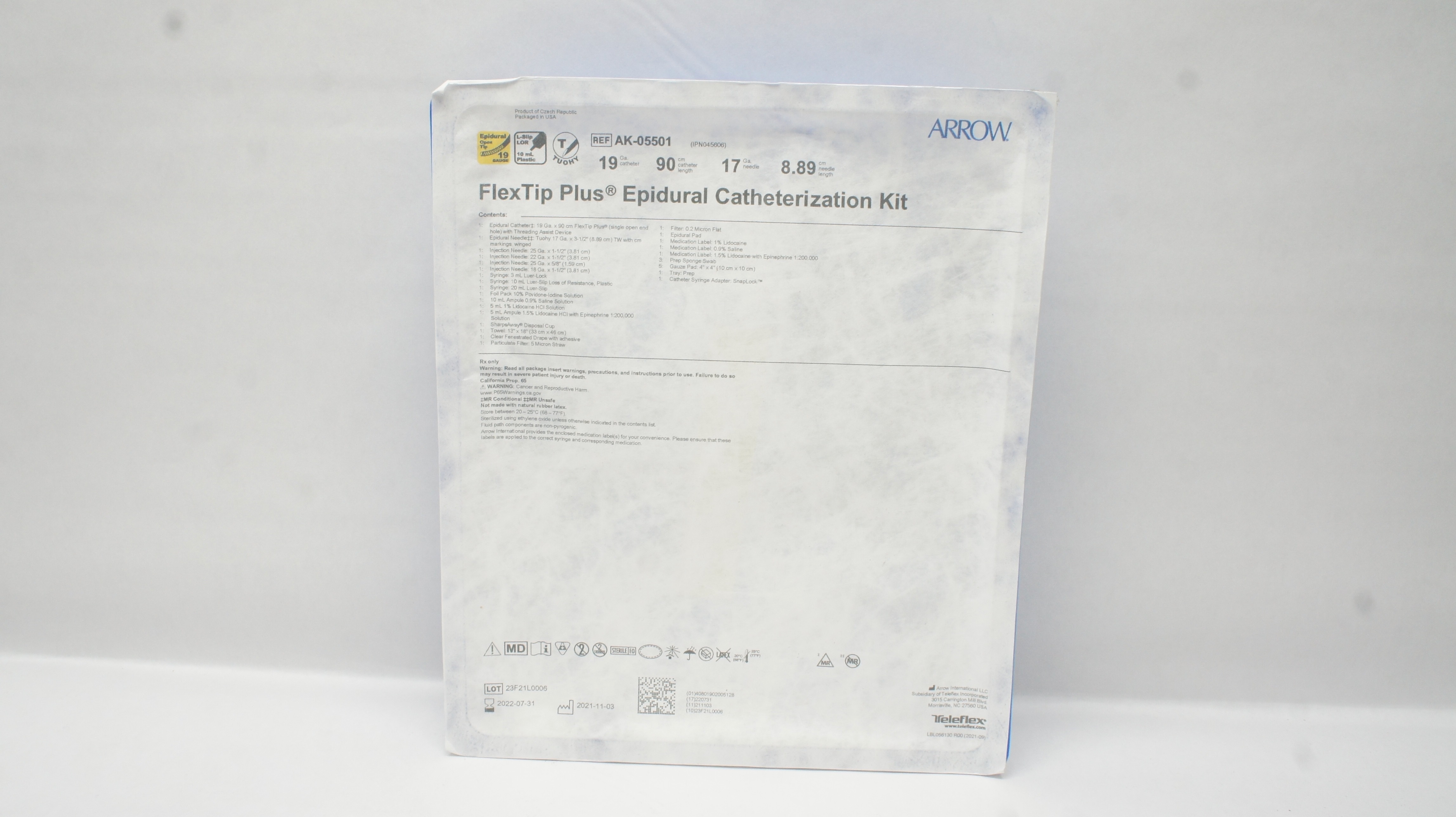 Arrow AK-05501 Flex-Tip Plus Epidural Catheterization Kit 19Gax90cm Ndle 17Ga(x)
