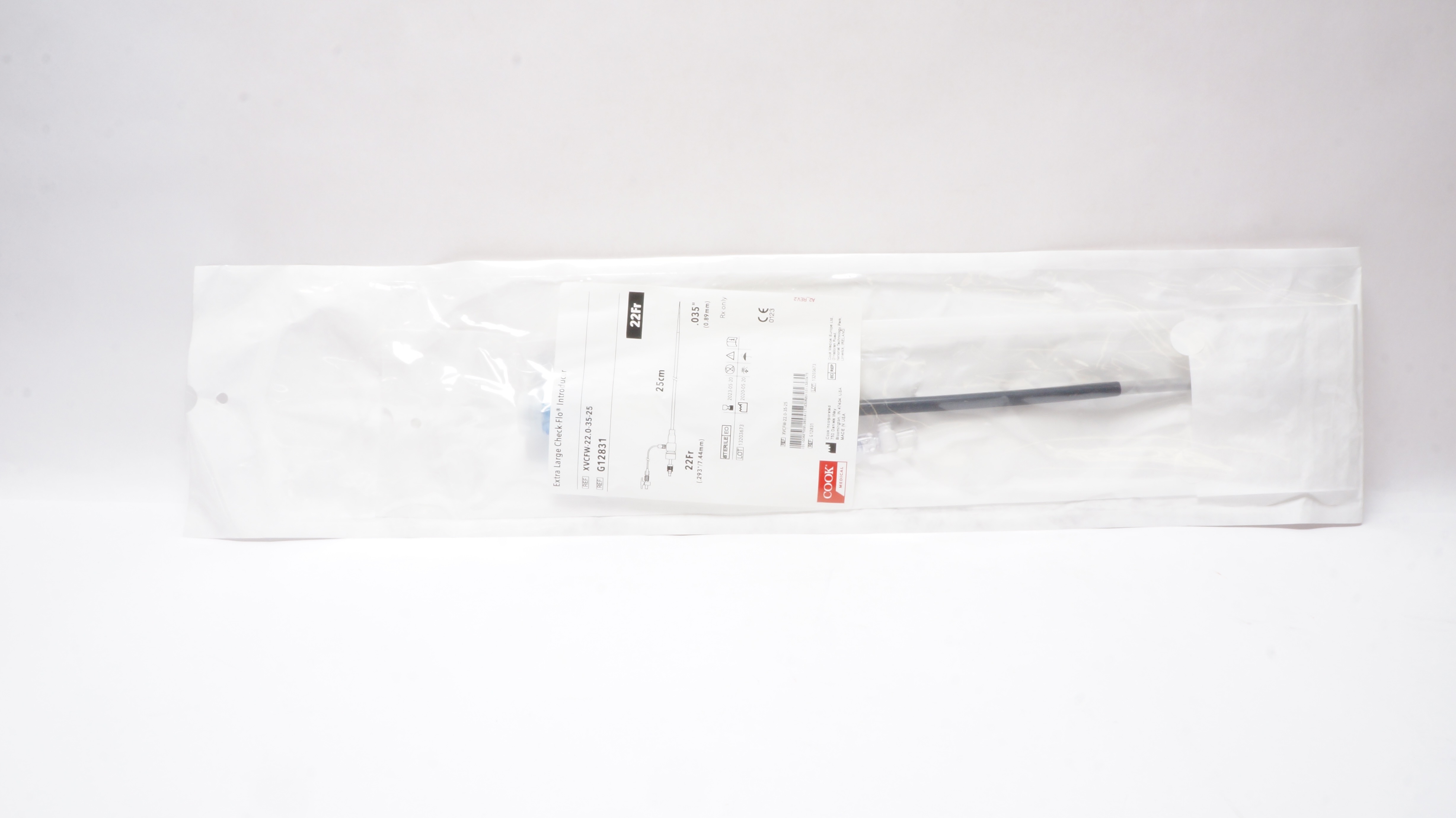 Cook Medical G12831 Extra Large Check-Flo Introducer 22Fr x 25cm x 035inch (x)