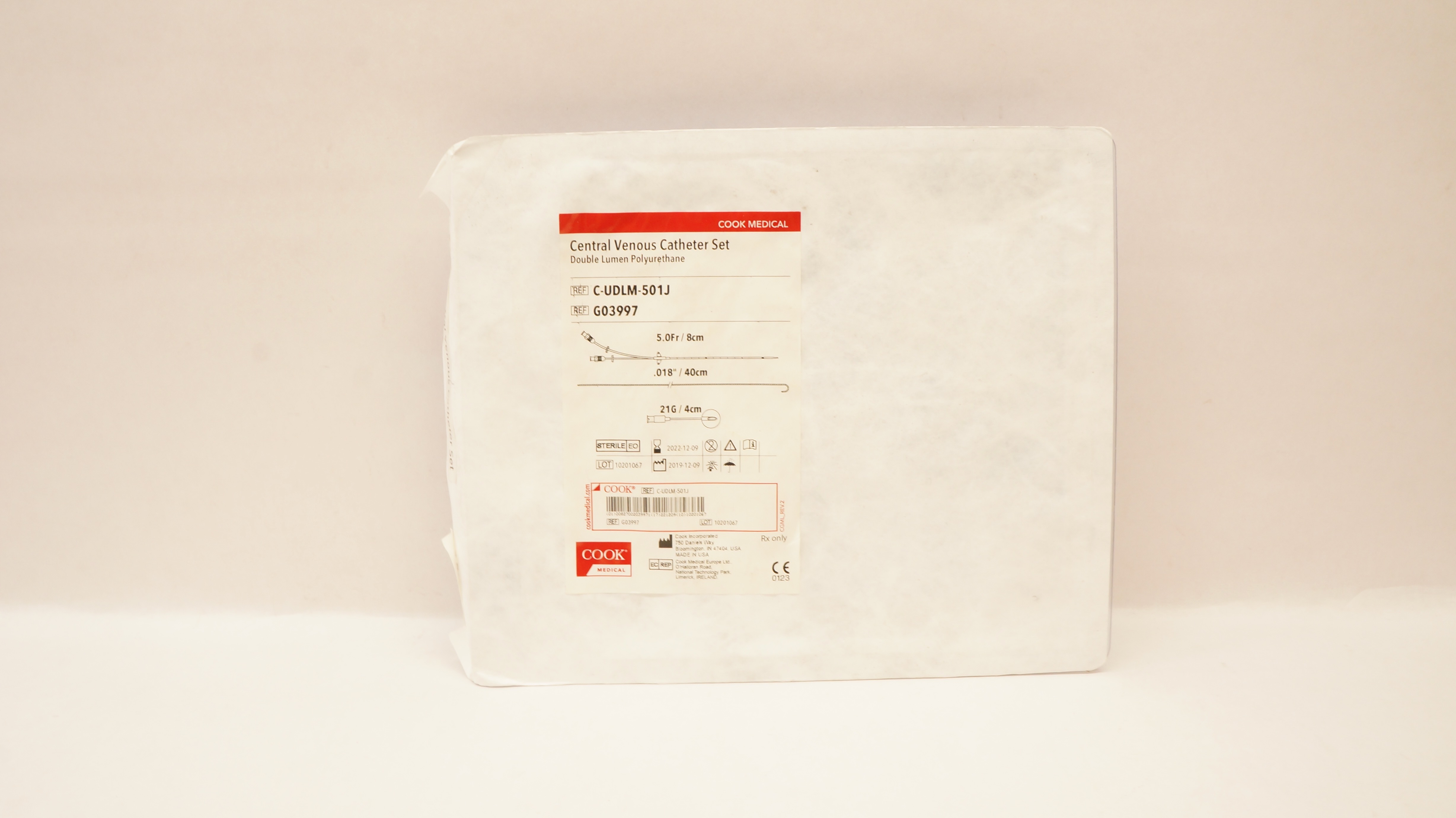 Cook Medical G03997 Central Venous Cath. Set 5.0 Fr x 8 cm (x)