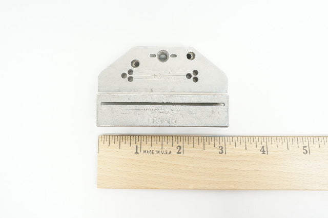 Stryker 7650-1019 Distal Femoral Cutting Block, 8mm