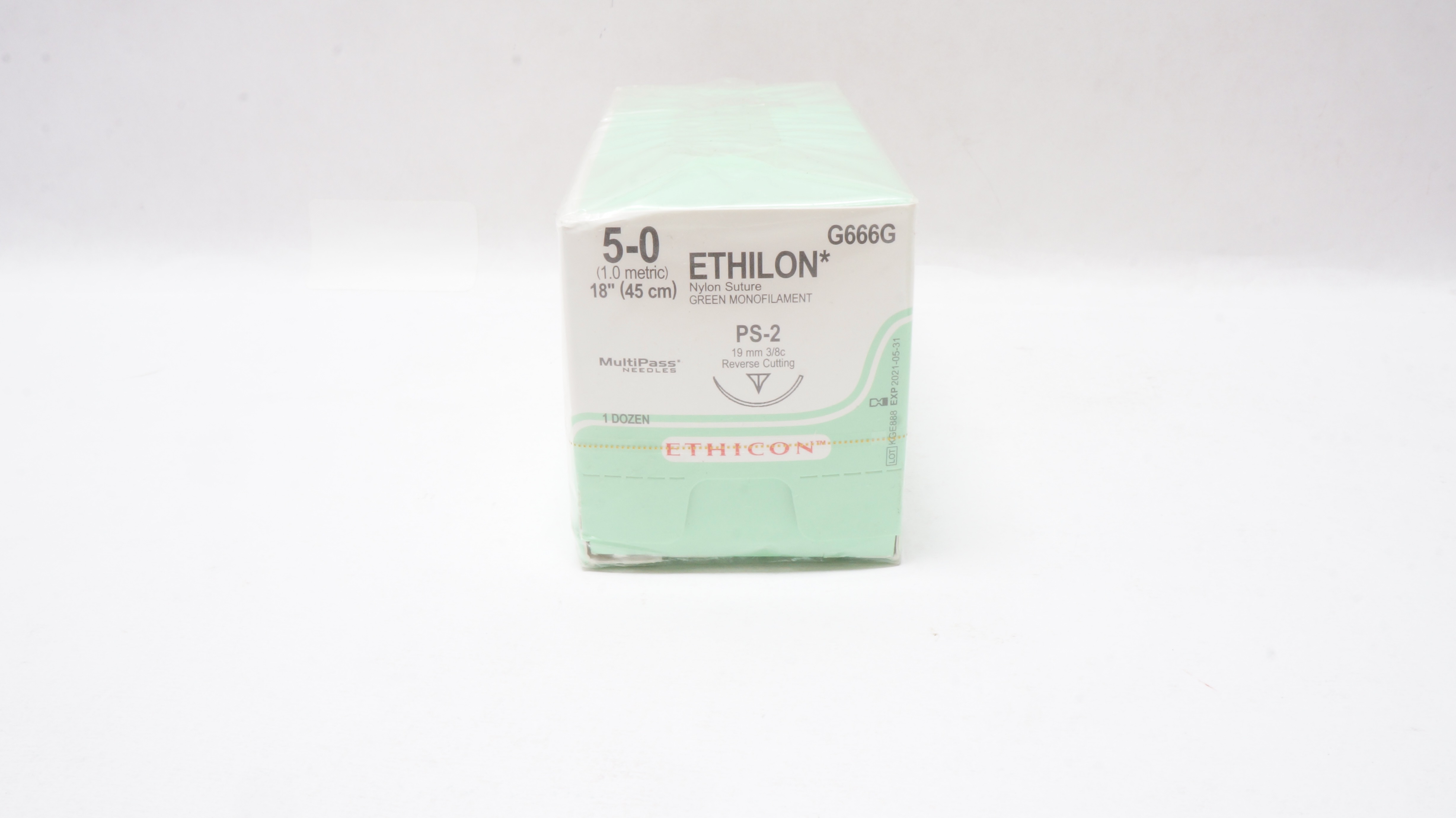 Ethicon G666G 5-0 Ethilon Stre PS-2 19mm 3/8c Reverse Cutting 18in.(x)-Box of 12