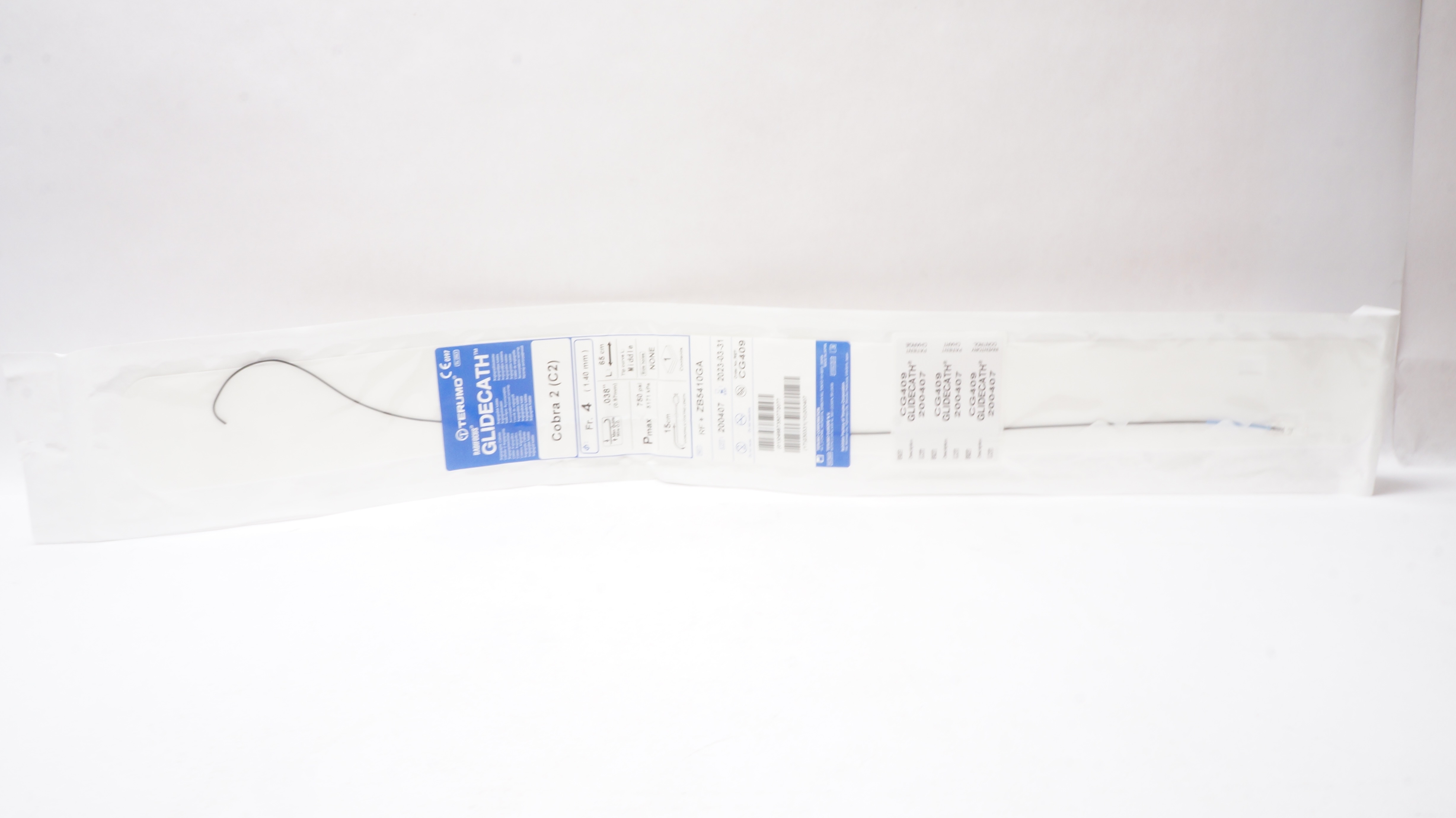 Terumo ZB5410GA  Cobra 2 Radifocus Glidecath Angiographic Cath. 4Fr x 65cm (x)