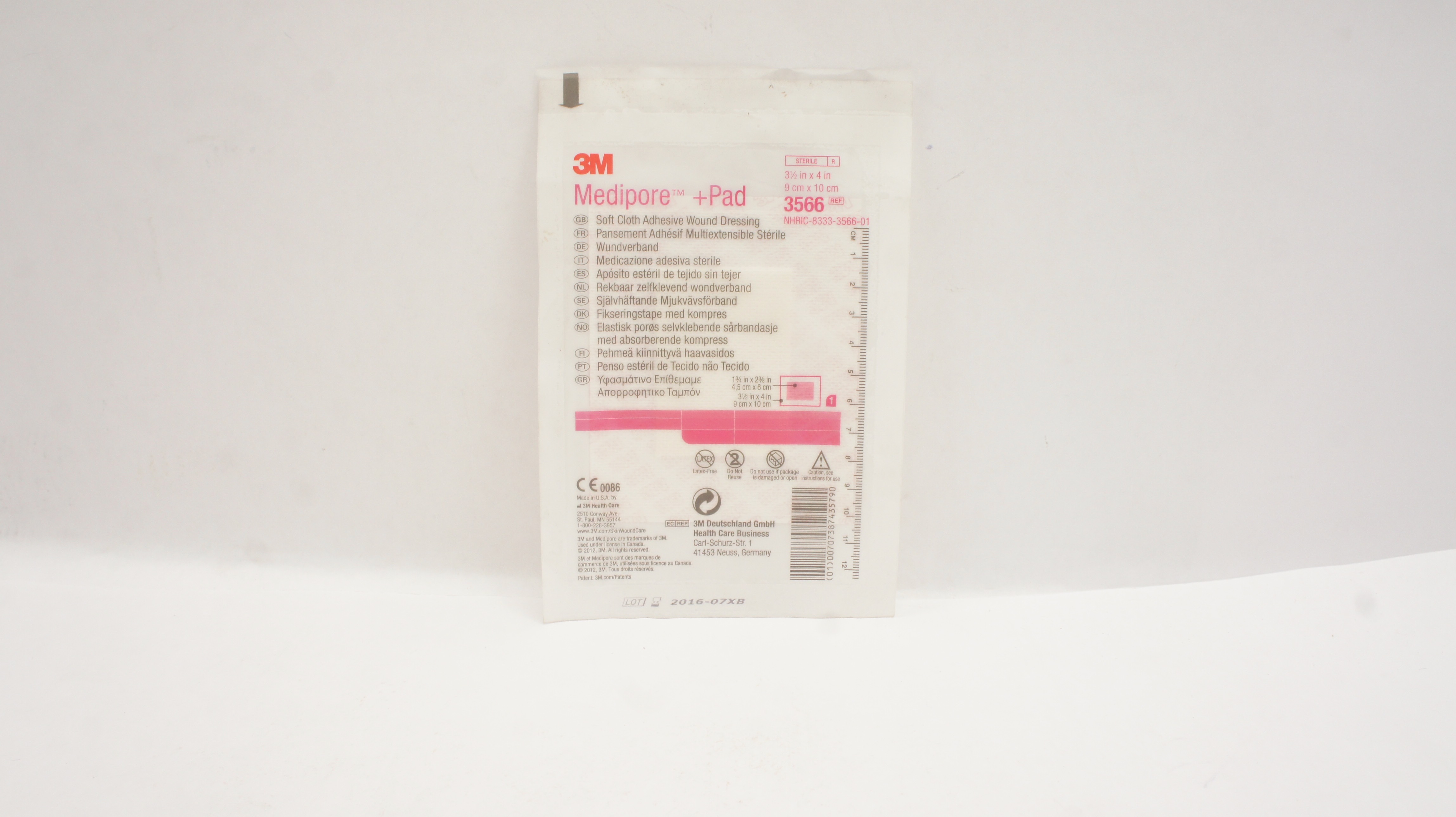 3M 3566 Medipore Pad, Soft Cloth Adhesive Wound Dressing 3-1/2inch x 4inch (x)