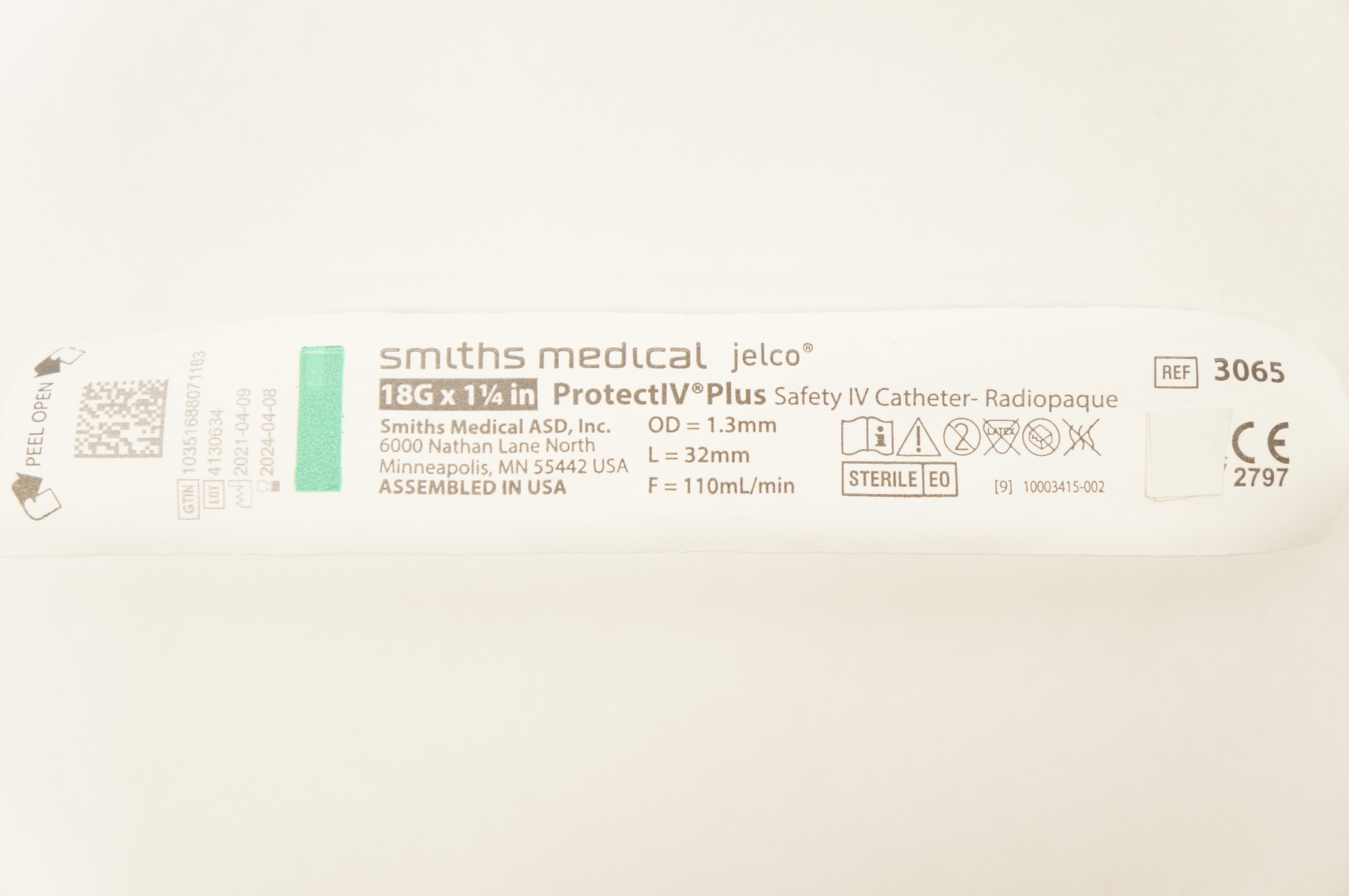 Smiths Medical 3065 ProtectIV Plus Safety IV Cath. 18G x 1-1/4inch