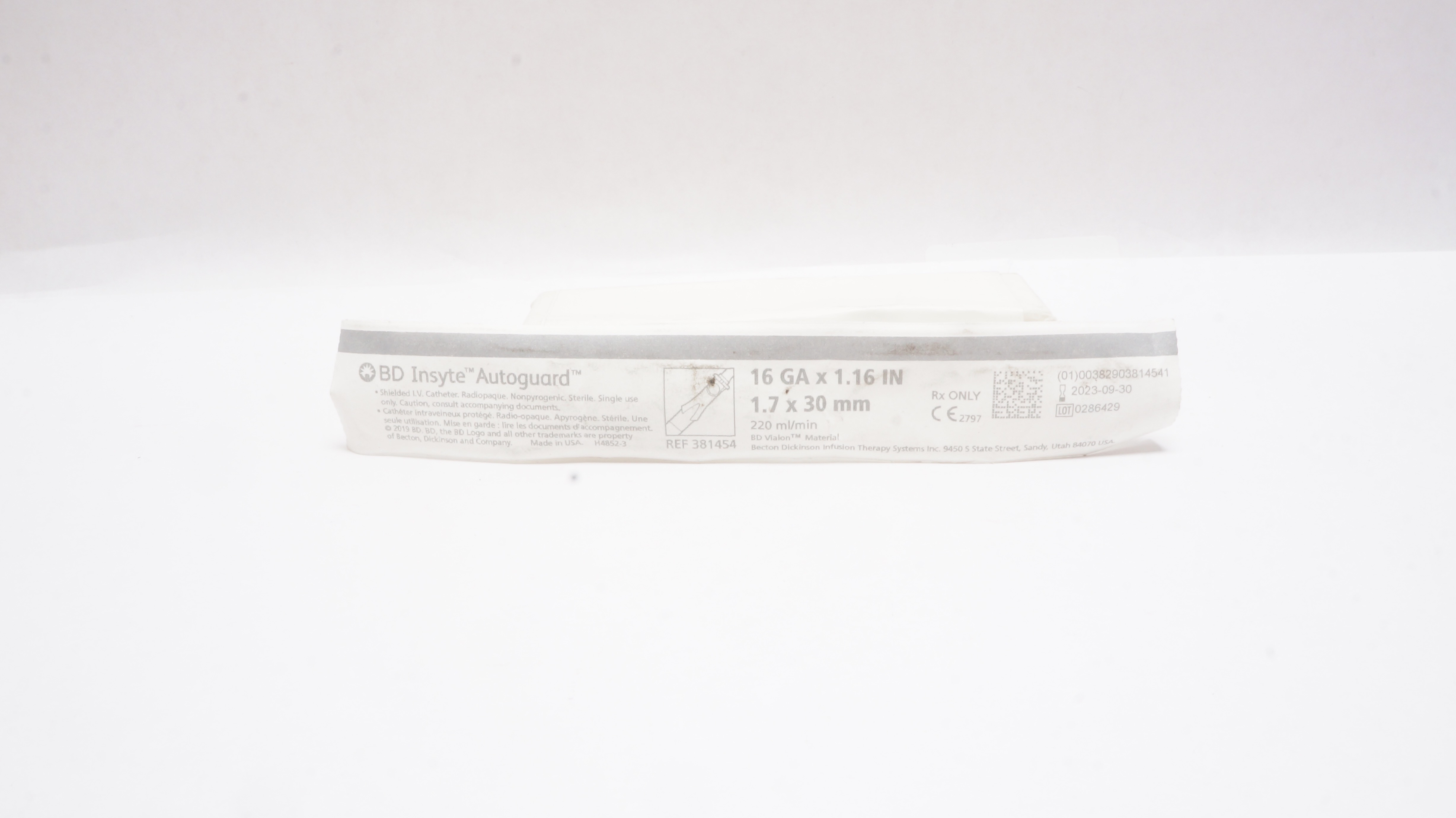 BD 381454 Inset Autoguard Shielded IV Cath. 16Ga x 1.16In
