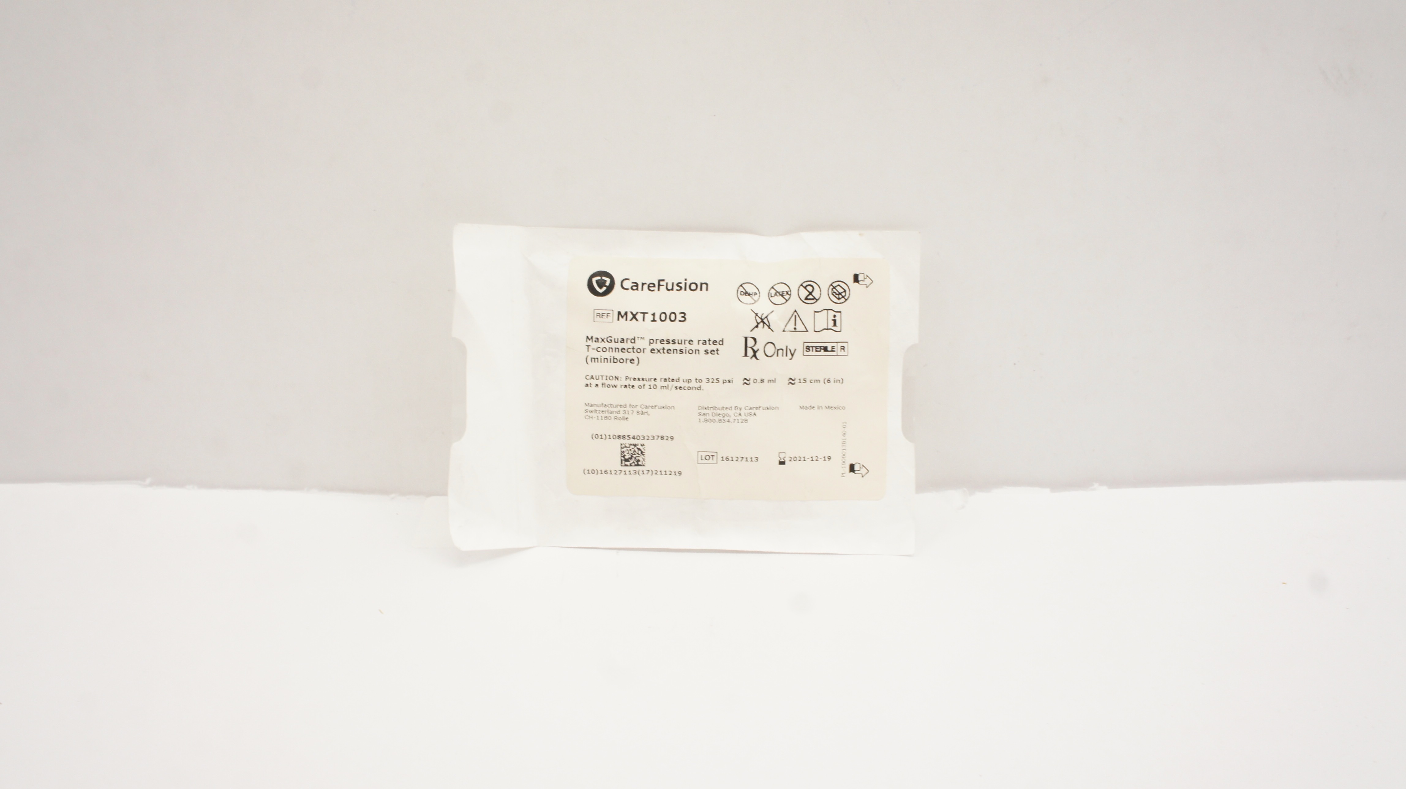 CareFusion MXT1003 MaxGuard Pressure Rated T-Connector Extension Set 0.8ml (x)