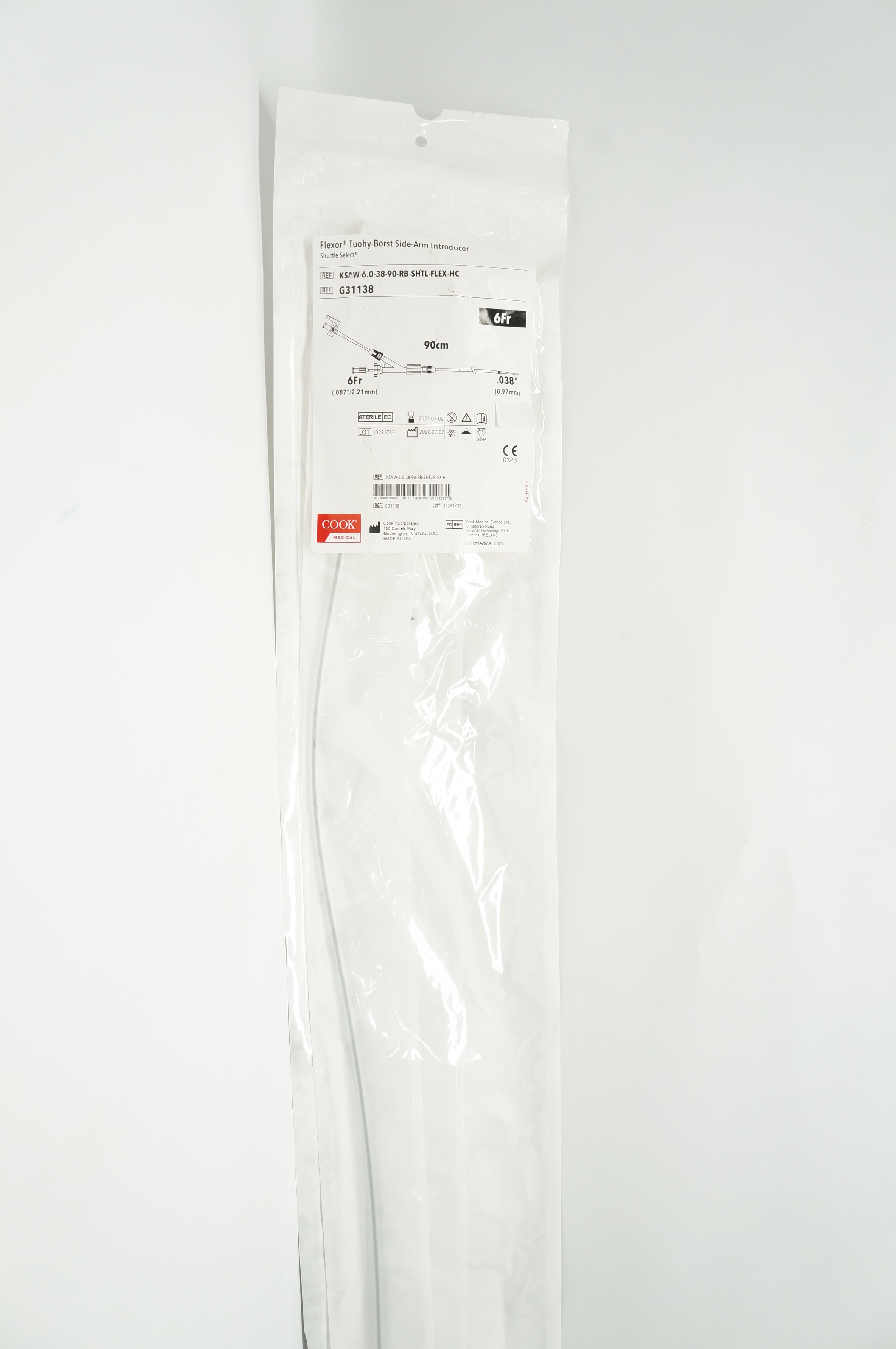 Cook G31138  Flexor, Tuohy-Borst Side-Arm Introducer 6Fr x .038in x 90cm