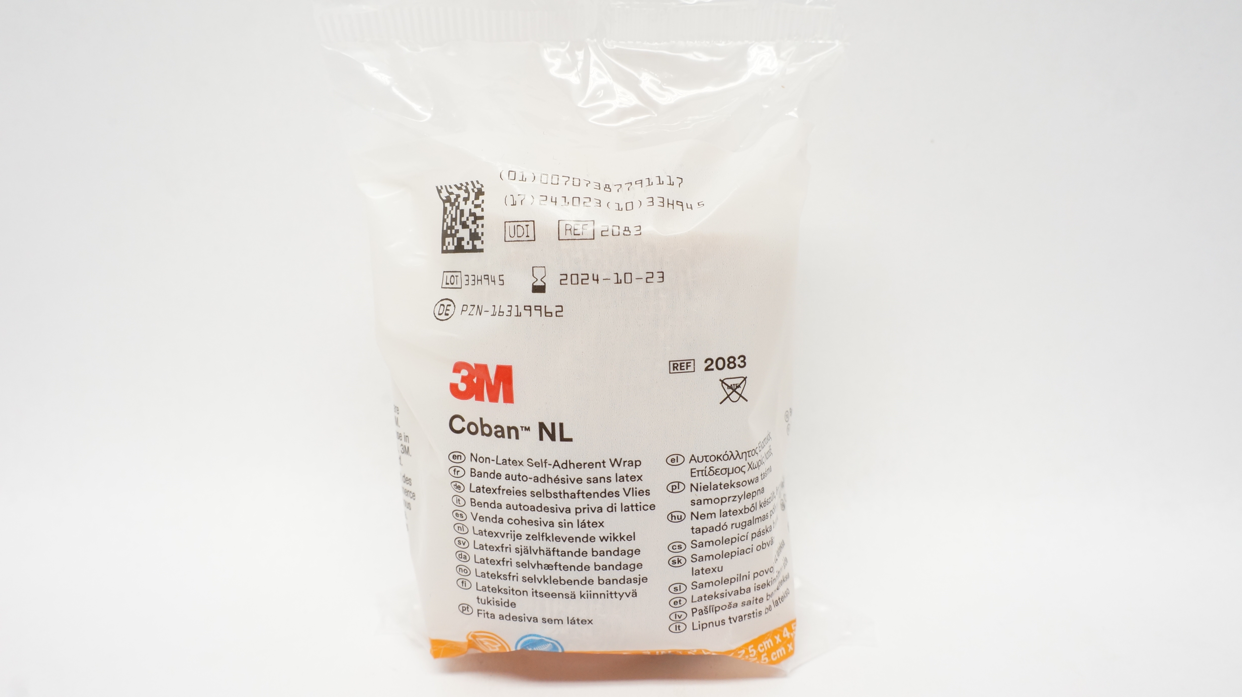 3M 2083 Coban NL Non-Latex Self-Adherent Wrap 3 inch x 5 yd