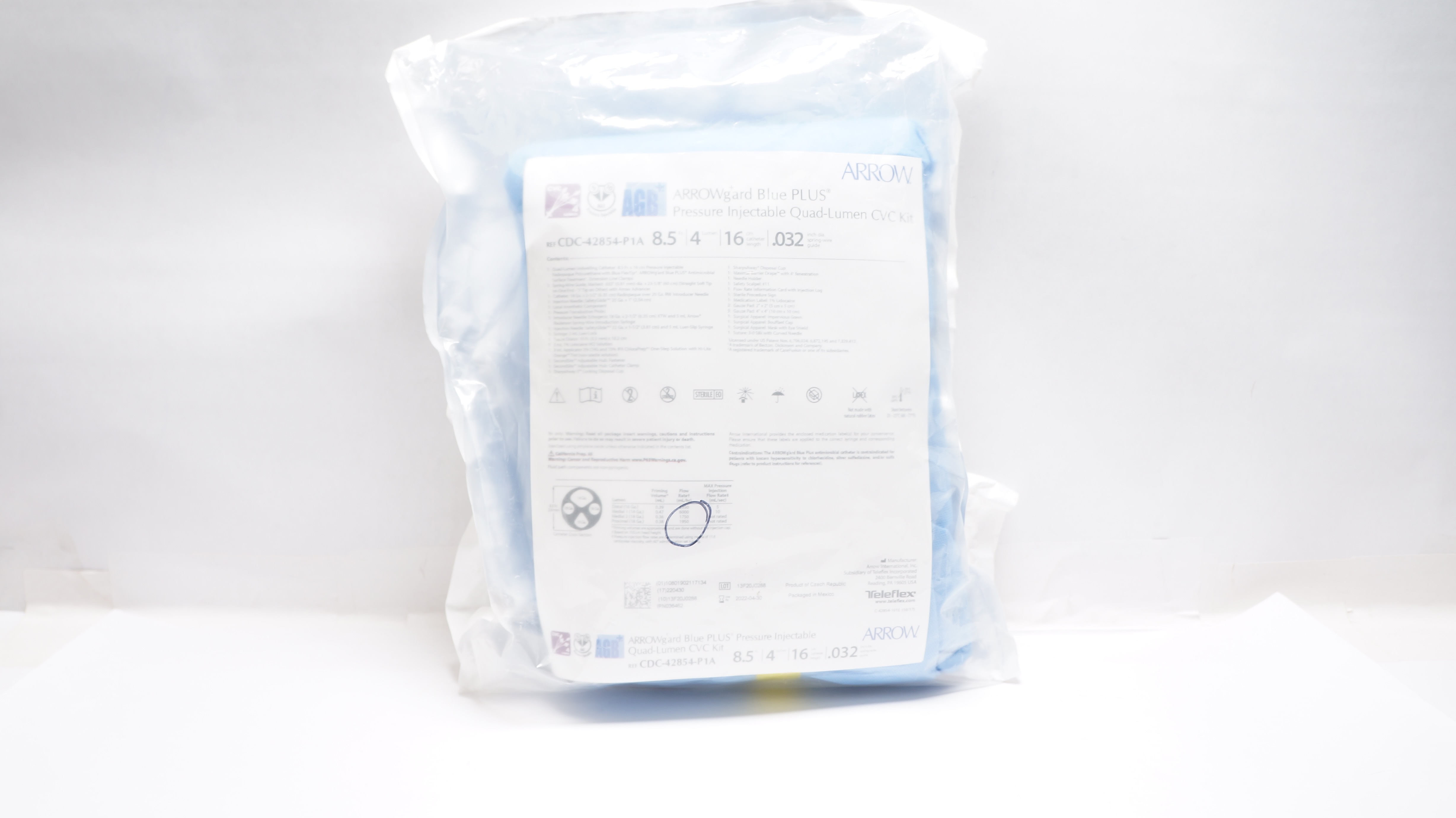 Arrow CDC-42854-P1A Pressure Injectable CVC Kit 8.5Fr x 16cm x 0.032inch (x)