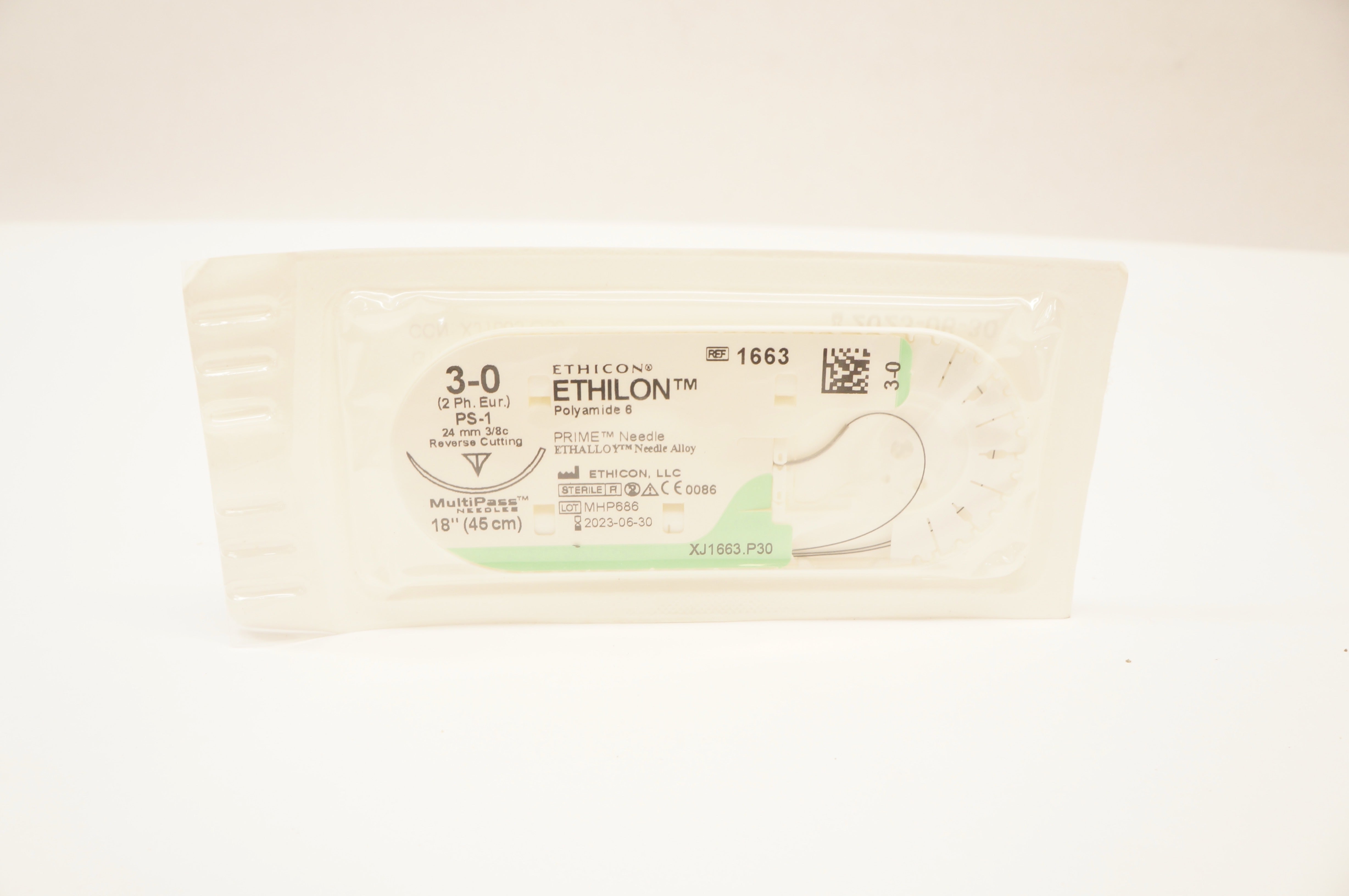 Ethicon 1663 3-0 Ethilon Stre PS-1 24 mm 3/8c Reverse Cutting, 18 inch