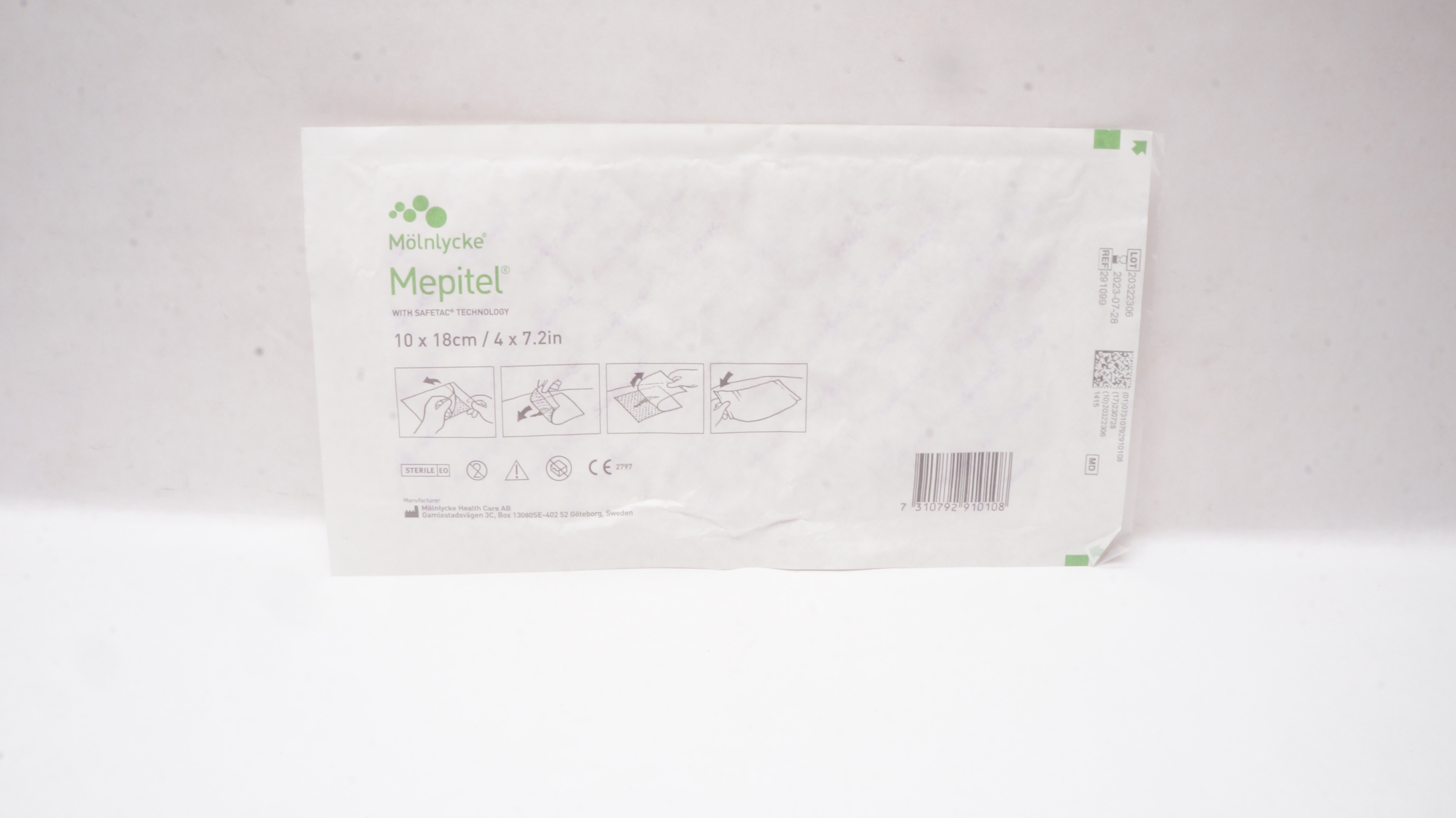 Molnlycke 291099 Mepitel Non-Adherent Soft Silicone Dressing 4inch x 7.2inch