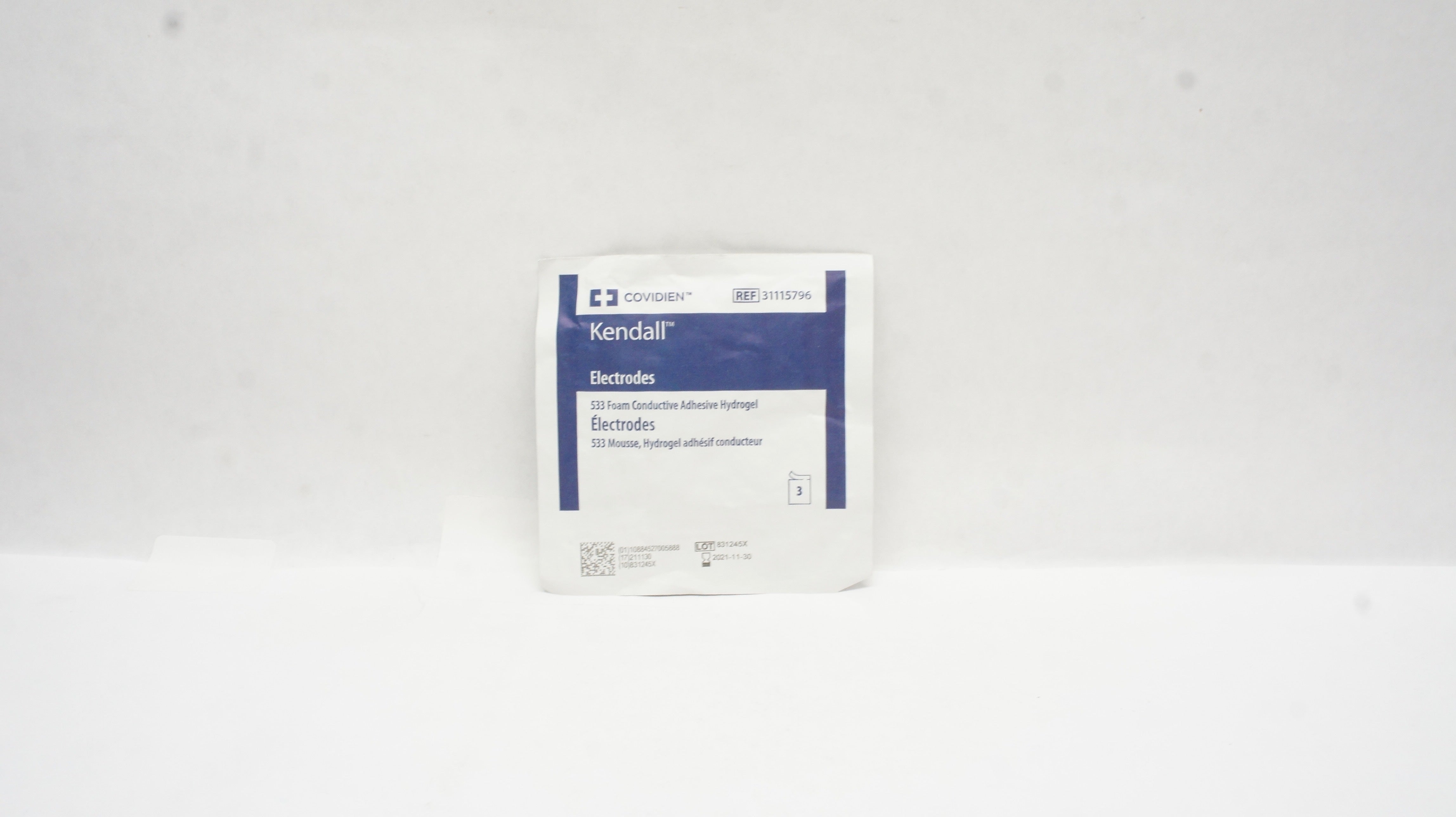 Covidien 31115796 Kendall 533 Foam Electrodes Adhesive Hydrogel (x) - Pack of 3