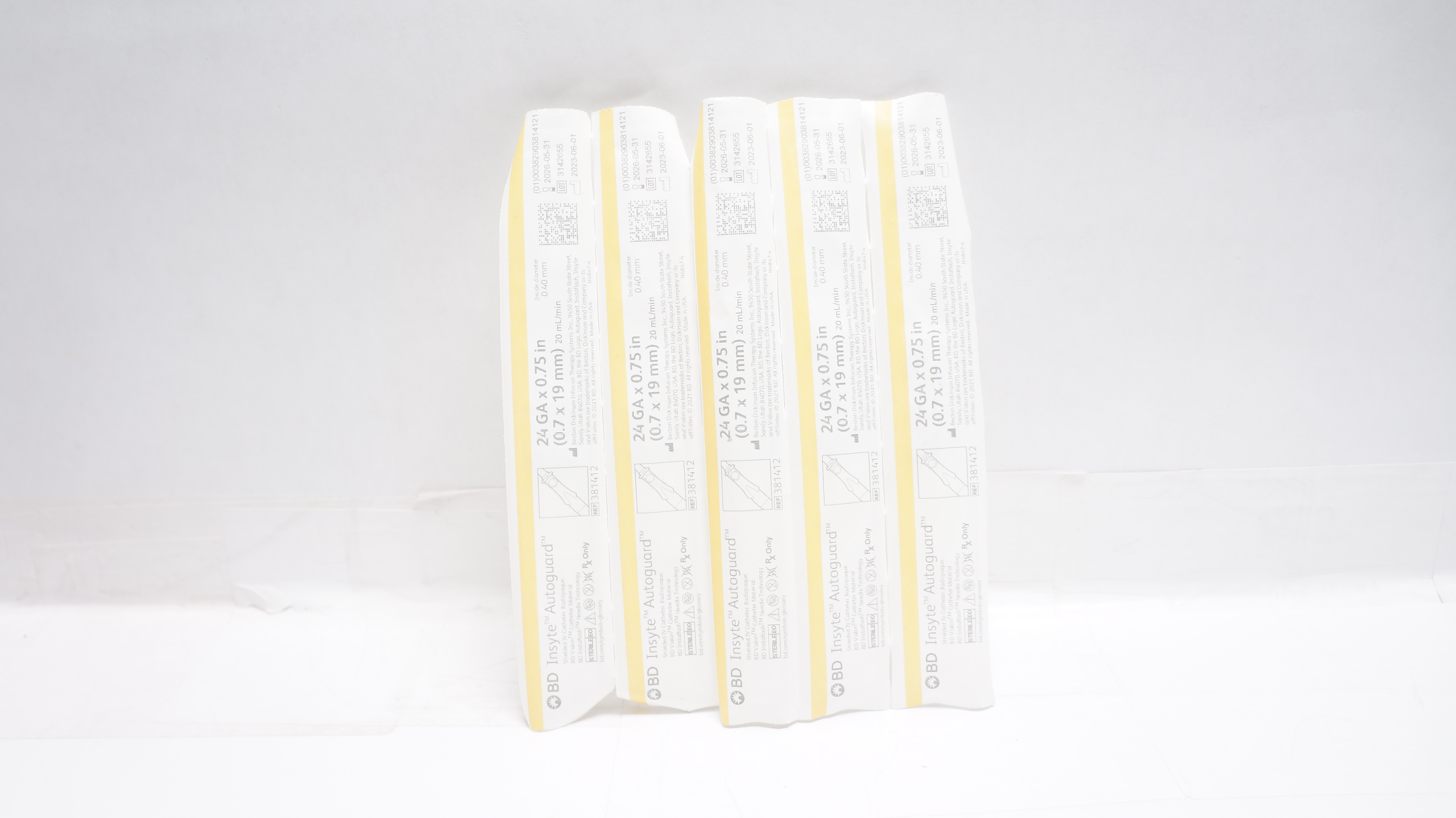 BD 381412 Insyte Autoguard Shielded I.V. Cath. 24Ga x 0.75in 20ml/min- Lot of 5
