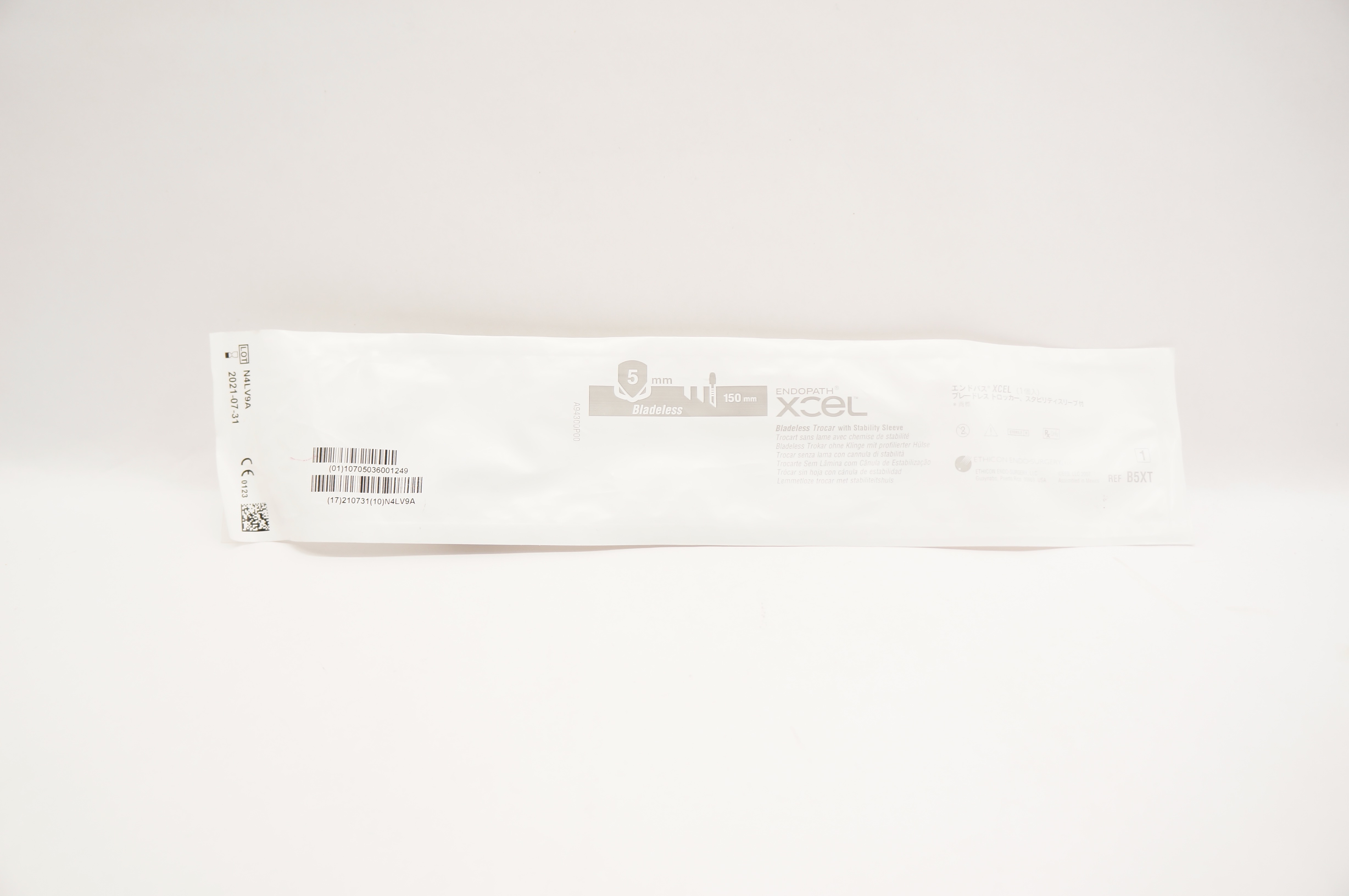 Ethicon B5XT Endopath XCEL Bladeless Trocar with Stability Sleeve 5 x 150mm (x)