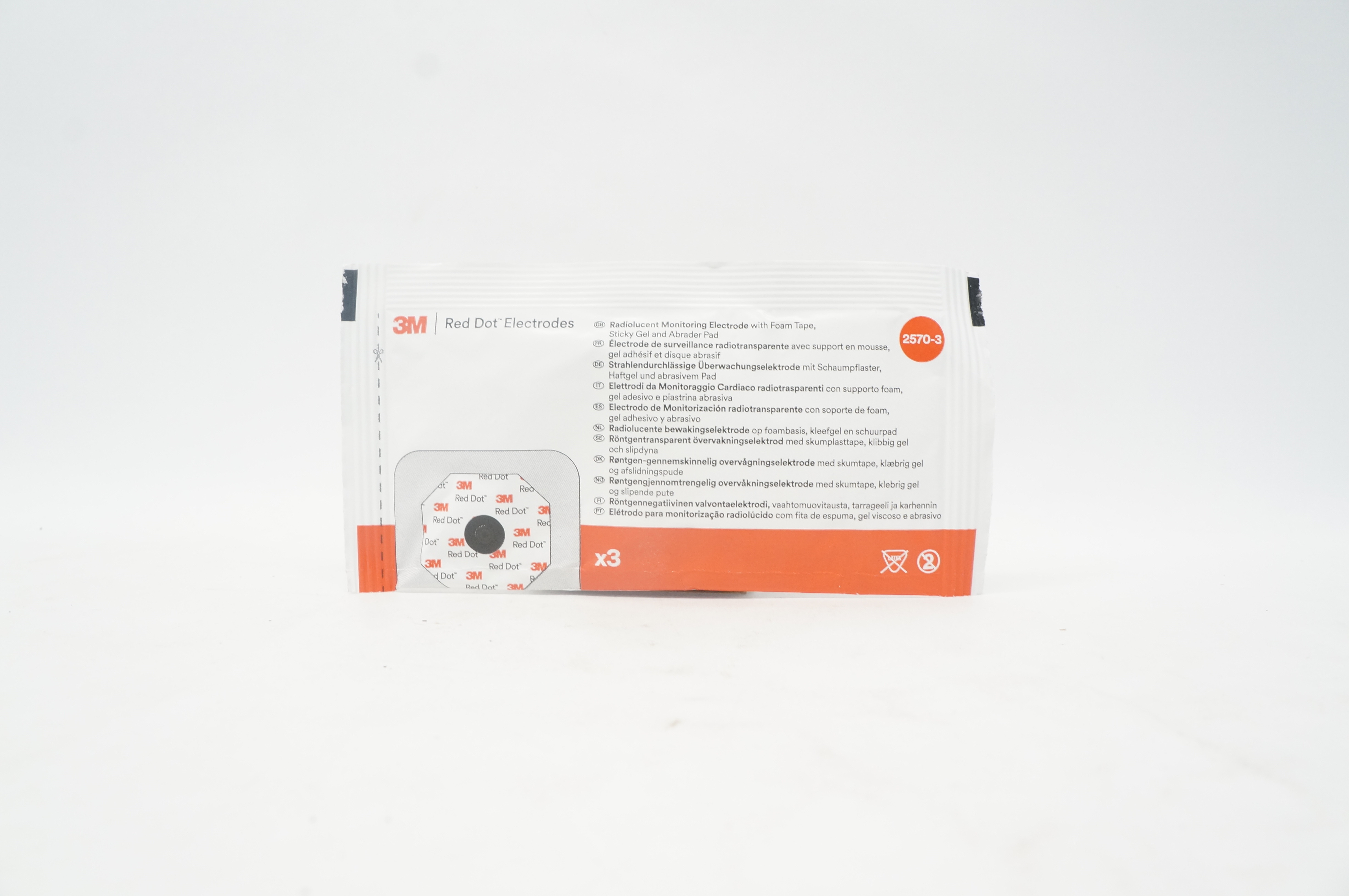 3M 2570-3 Red Dot Radiolucent Monitoring Electrode w/Foam Tape (x) - Pack of 3