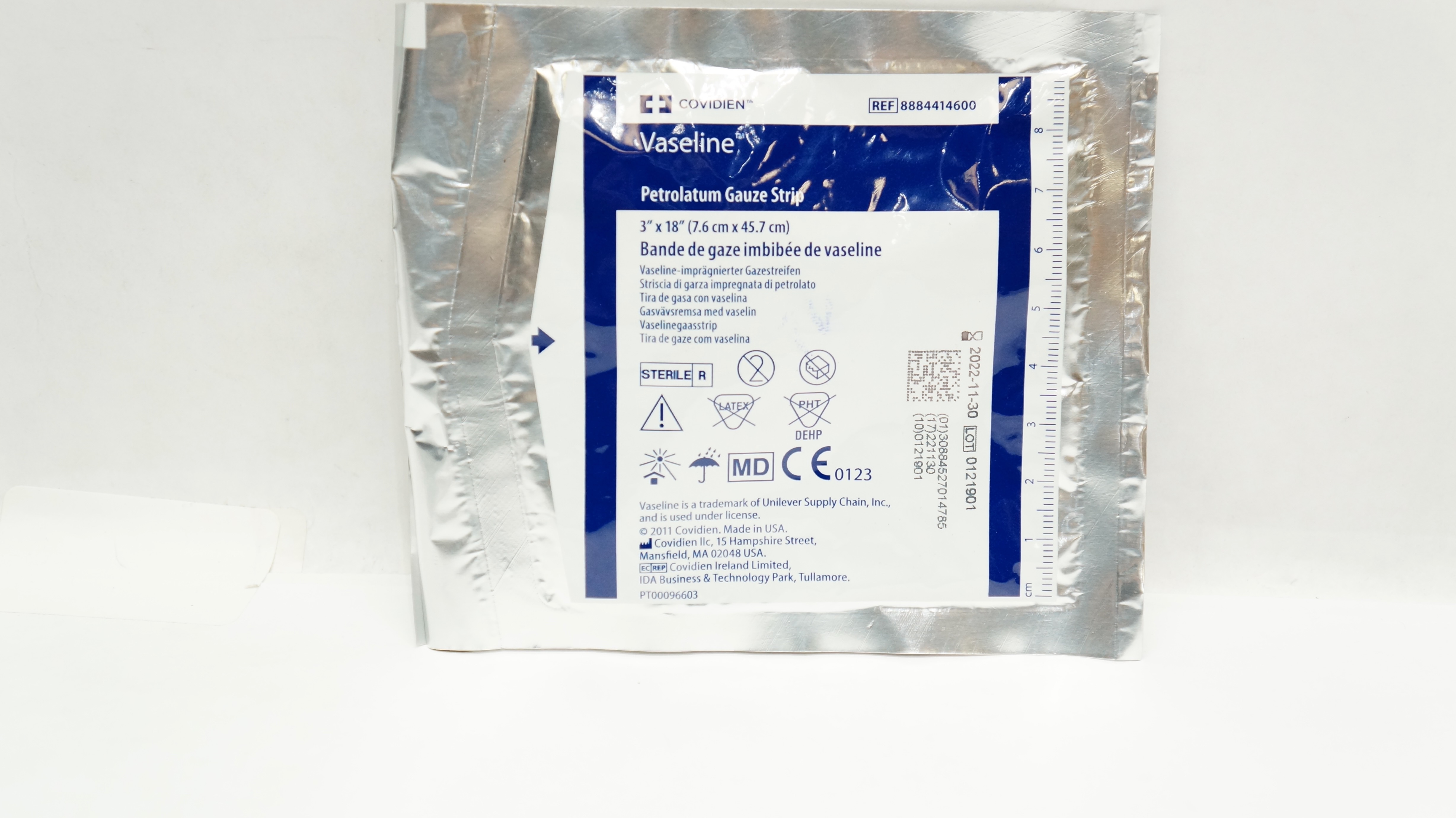 Covidien 8884414600 Vaseline Petrolatum Gauze Strip 3inch x 18inch