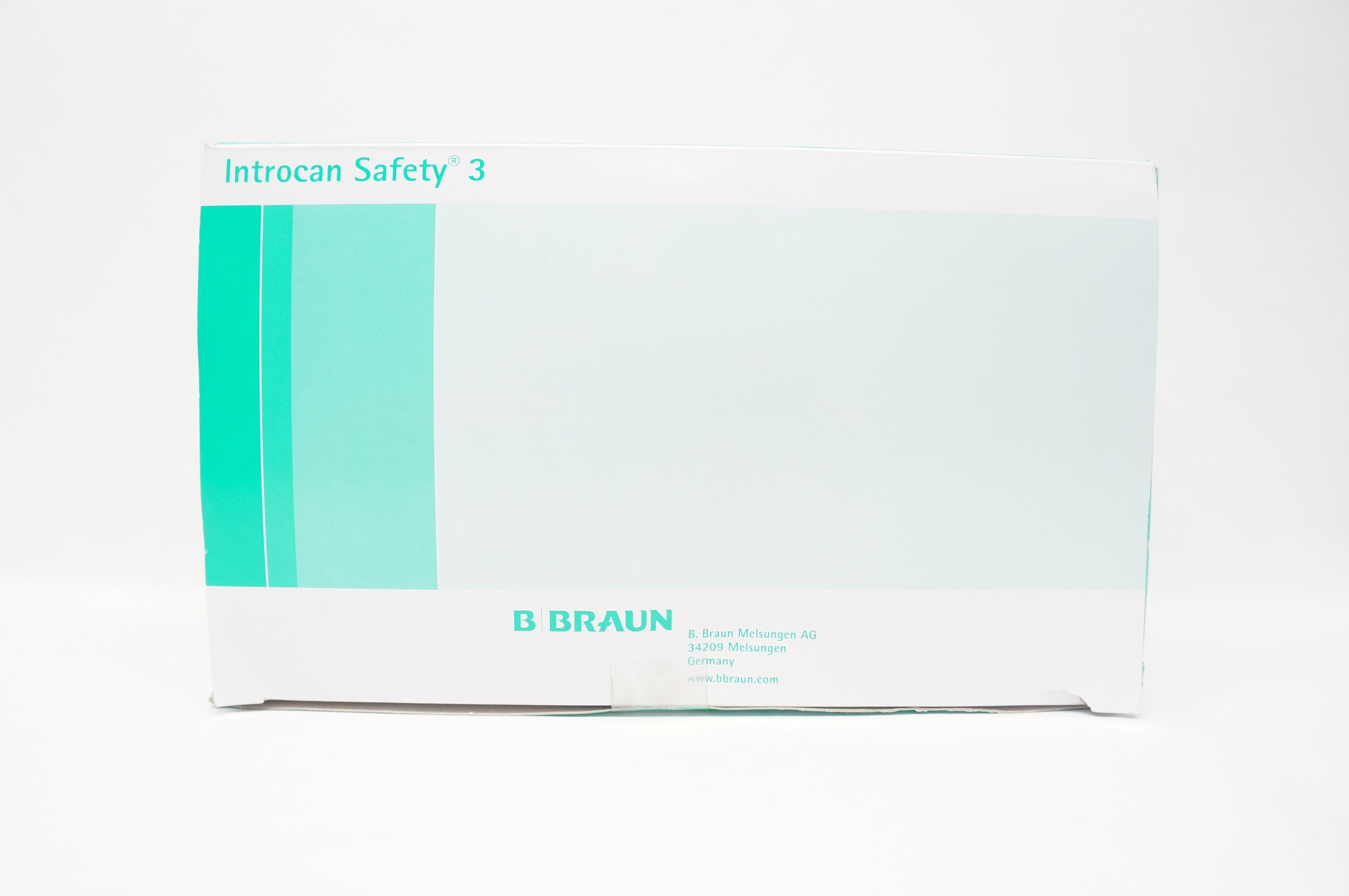 Braun 4251128-02 Introcan Safety 3 Closed IV Cath. 22G x 1inch - Box of 50