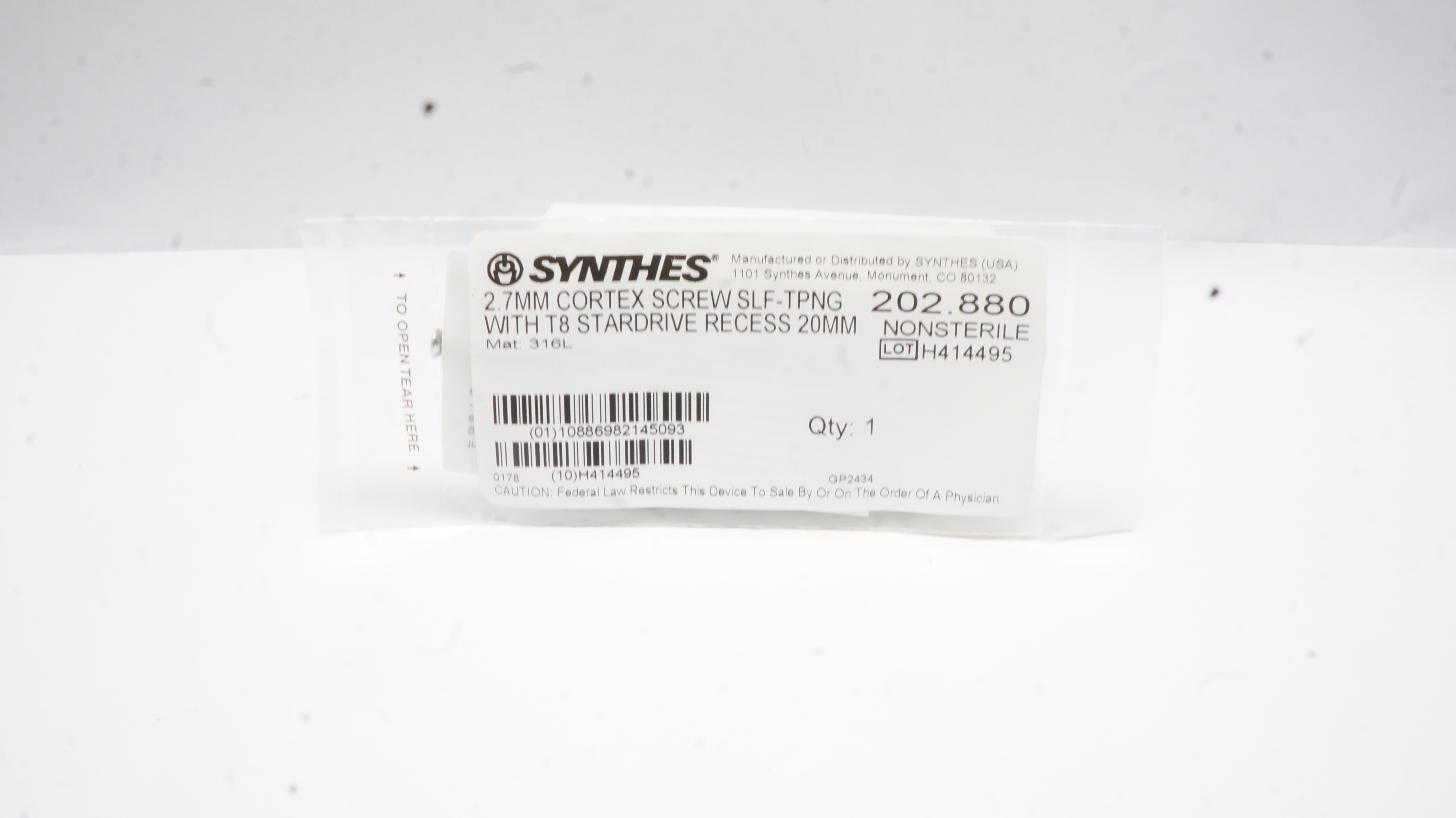 Synthes 202.880 2.7mm Cortex Screw Self-Tapping with T8 Stardrive Recess 20mm