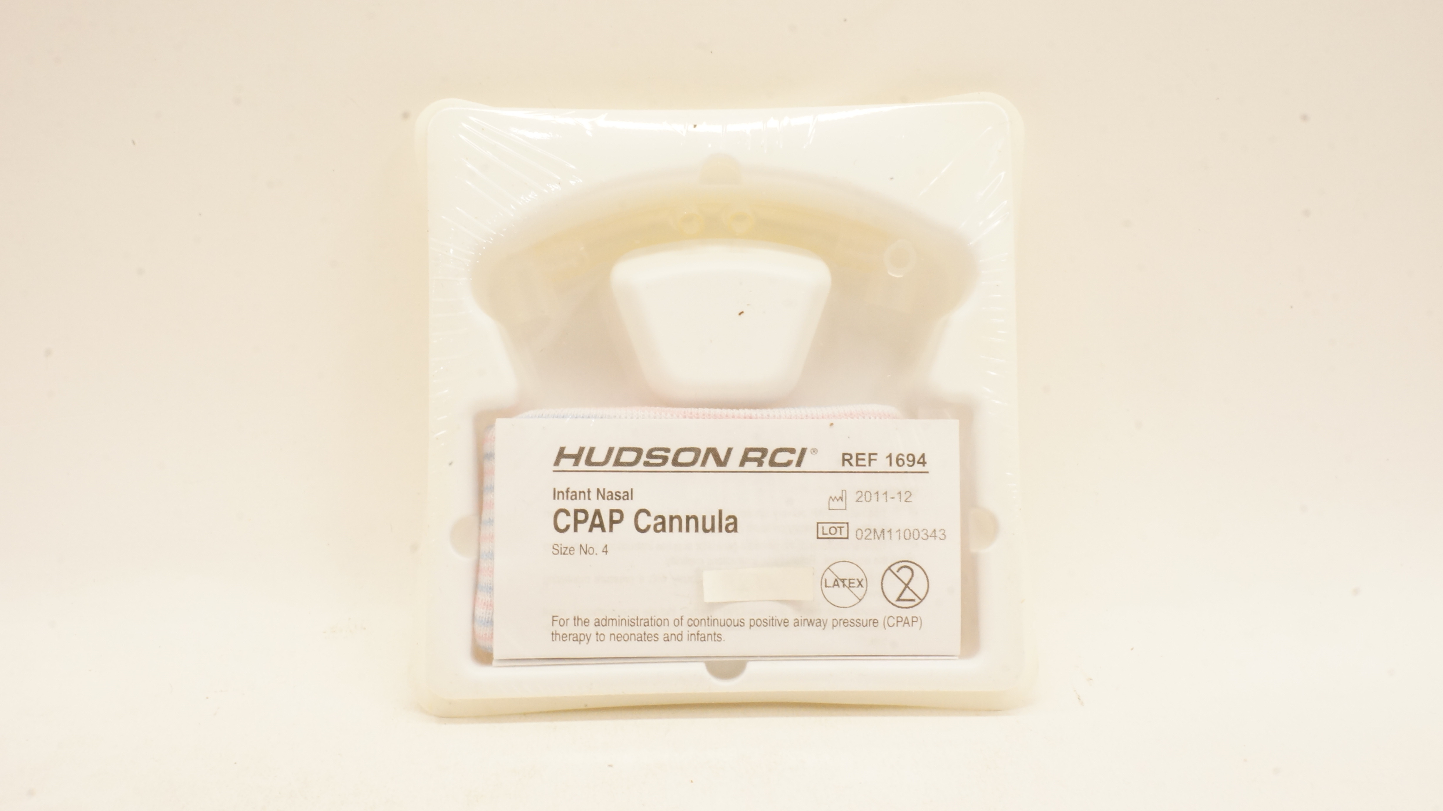 Teleflex 1694 Hudson RCI Infant Nasal CPAP Cannula, Size 4