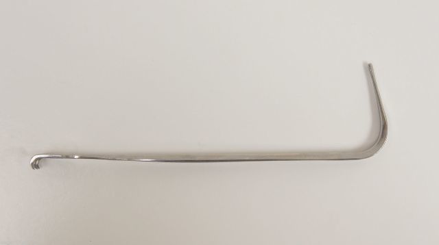 Double-Ended Retractor 5-1/2in, 3 Sharp Prongs