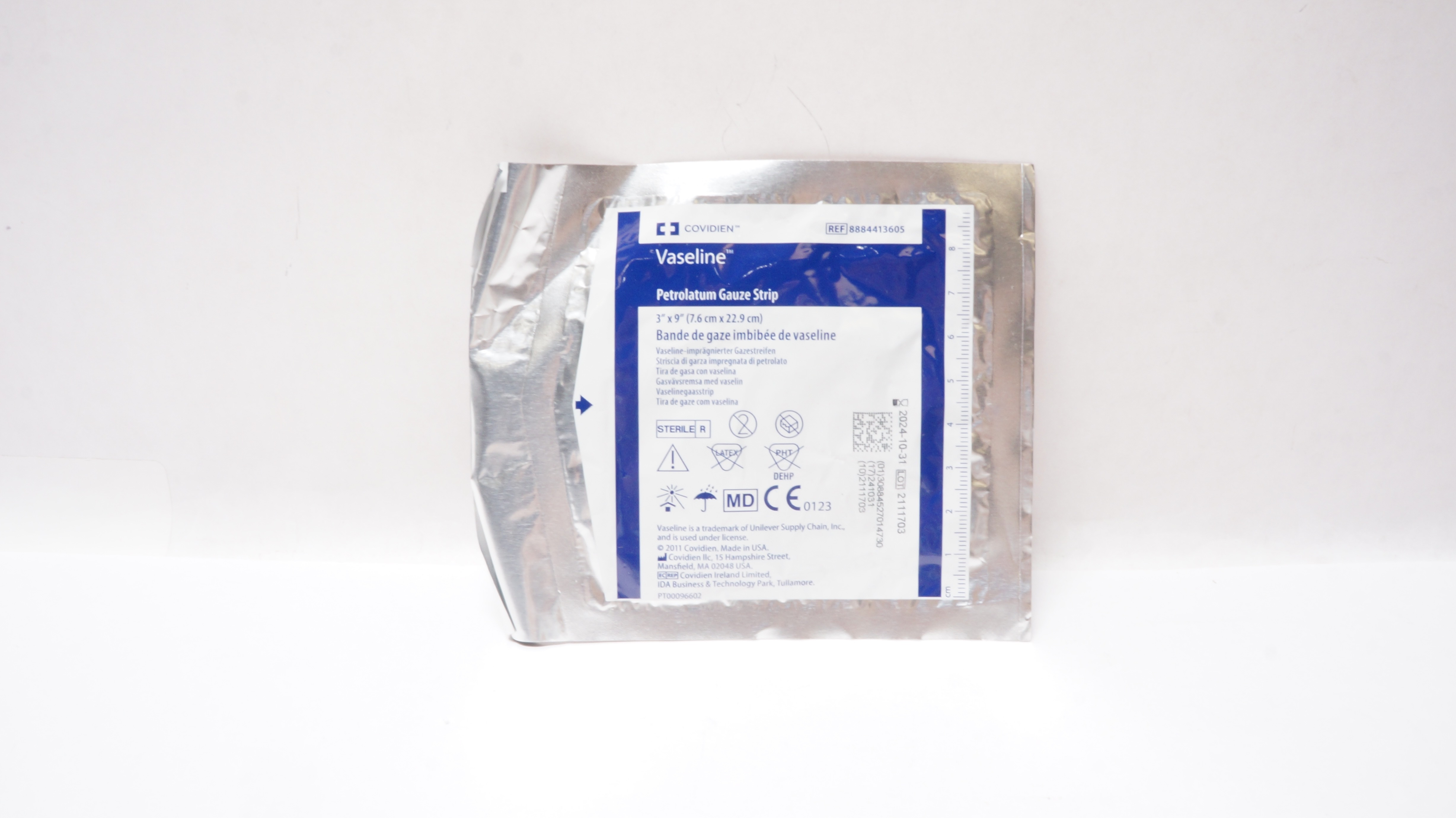Covidien 8884413605 Vaseline Petrolatum Gauze Strip 3inch x 9inch