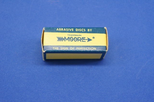 Moore Discs With Brass Center Cuttle Medium 3/4