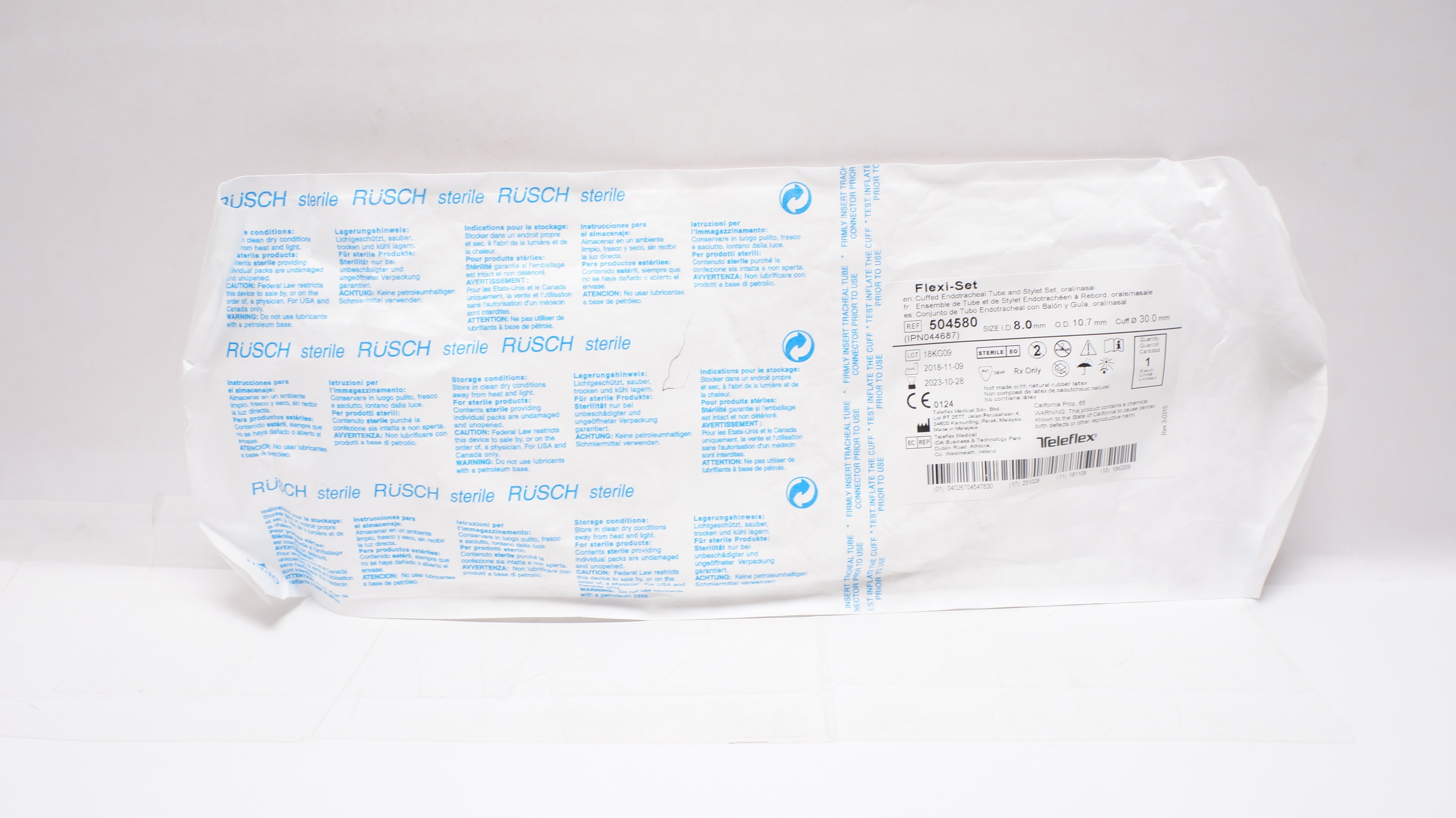 Teleflex 504580 Flexi-Set Endotracheal Tube & Stylet 8.0 ID x 10.7 OD x30.0mm(x)